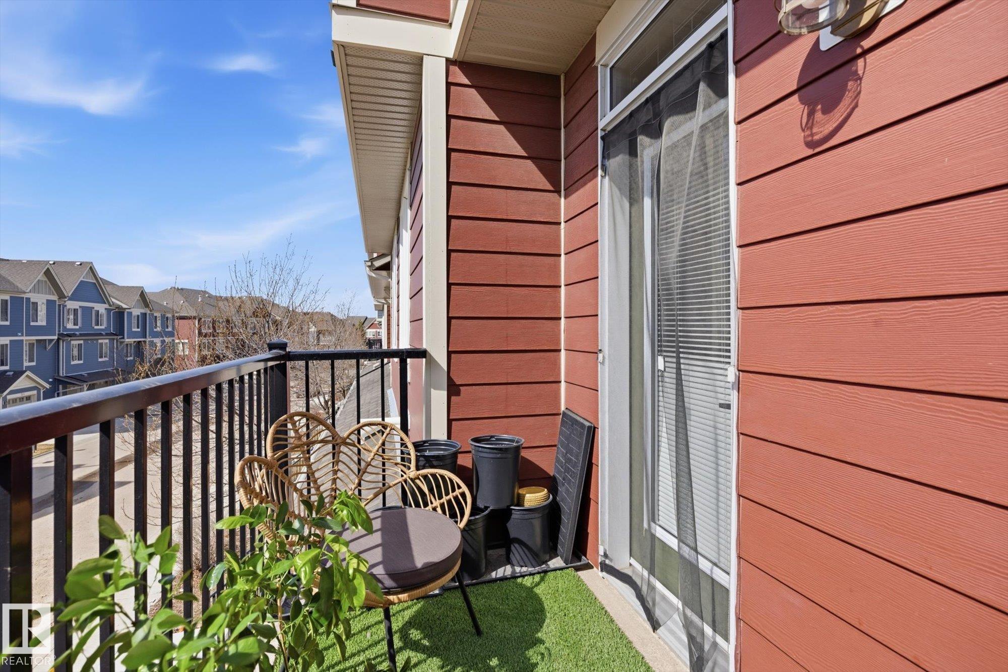 https://zimg.paragon.ice.com/ParagonImages/Property/PM/RAE/225398551/20/0/0/bce9e47b38f2068fc5179a0c0bd97885/1/e0d0a3b3b0ddf5981115cc40c65d2863/225398551-24d92a9e-8756-4142-95f6-2b860d812fe0.JPG