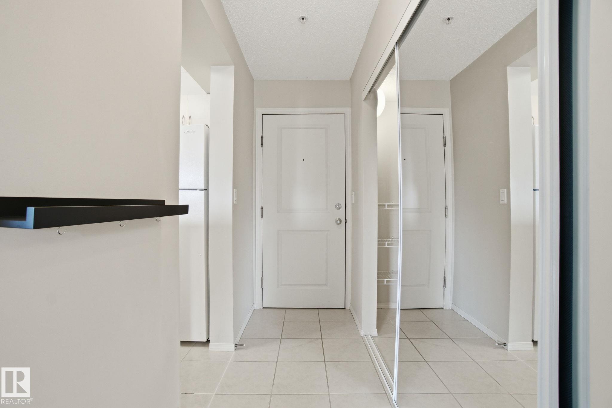 https://zimg.paragon.ice.com/ParagonImages/Property/PM/RAE/225398563/8/0/0/6ca15a74d20e778279c8fe09f415d5c4/1/71346634d0504e84c069a72571de7155/225398563-c4695910-2f15-4067-9d97-2e50a96975cd.JPG
