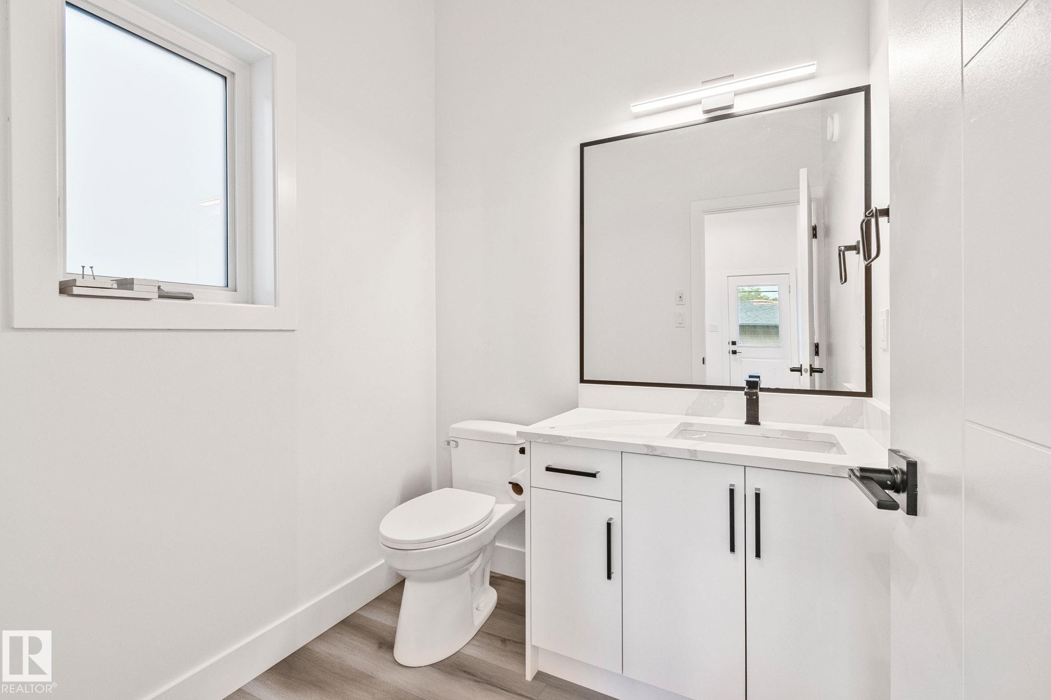 https://zimg.paragon.ice.com/ParagonImages/Property/PM/RAE/225398567/13/0/0/5747232c9c7848515865a8c286ac41f6/1/73e37f77e8ffd9b8bfe45a4449bf704a/225398567-20BAD738-F4F1-4D1B-96A4-E946EA4FF299.JPG