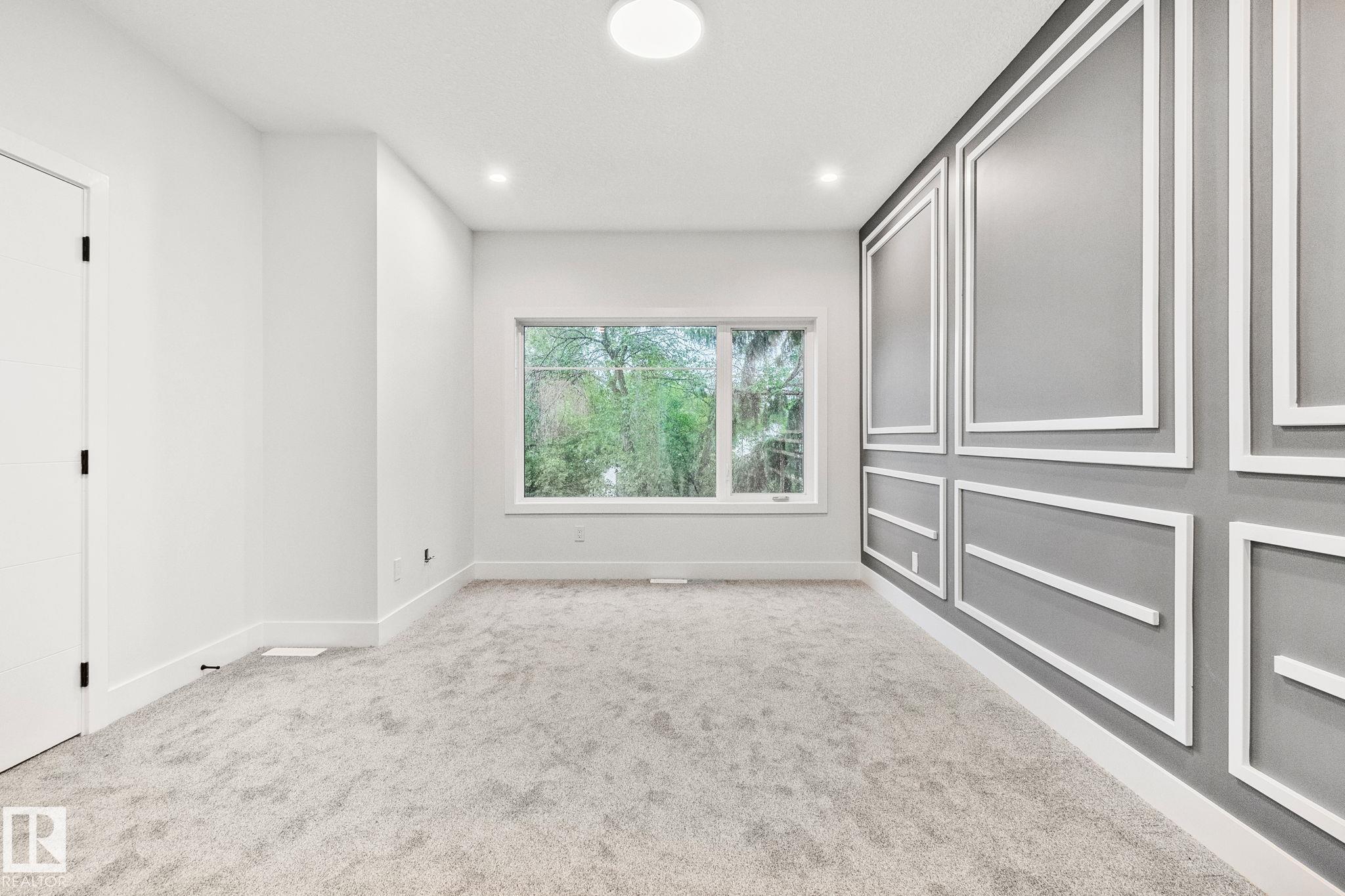 https://zimg.paragon.ice.com/ParagonImages/Property/PM/RAE/225398567/16/0/0/f4f57d44ee90668c2c3f7aa7192d6904/1/73e37f77e8ffd9b8bfe45a4449bf704a/225398567-4B80879D-FBE8-4F61-BE66-9929110DE0BB.JPG