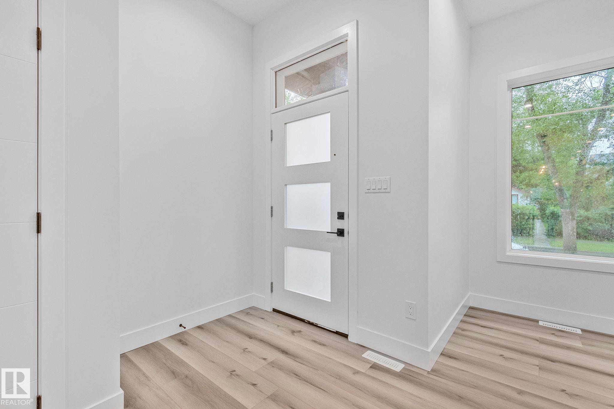 https://zimg.paragon.ice.com/ParagonImages/Property/PM/RAE/225398567/6/0/0/e4128d0a244d3bdc0536eeb7eecb8f2a/1/73e37f77e8ffd9b8bfe45a4449bf704a/225398567-E3CB7F45-81EB-4998-9770-7EA6ADBED4EC.JPG