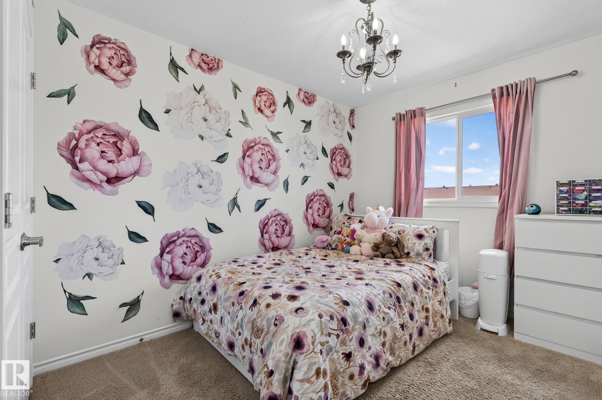 https://zimg.paragon.ice.com/ParagonImages/Property/PM/RAE/225398571/24/0/0/d99a55d1c6e92de85738fb812da70d8e/1/f3b1b0ee7472bcaad3c6650f7c2e1389/225398571-af614fbb-b807-418d-945b-7b18712ed420.JPG