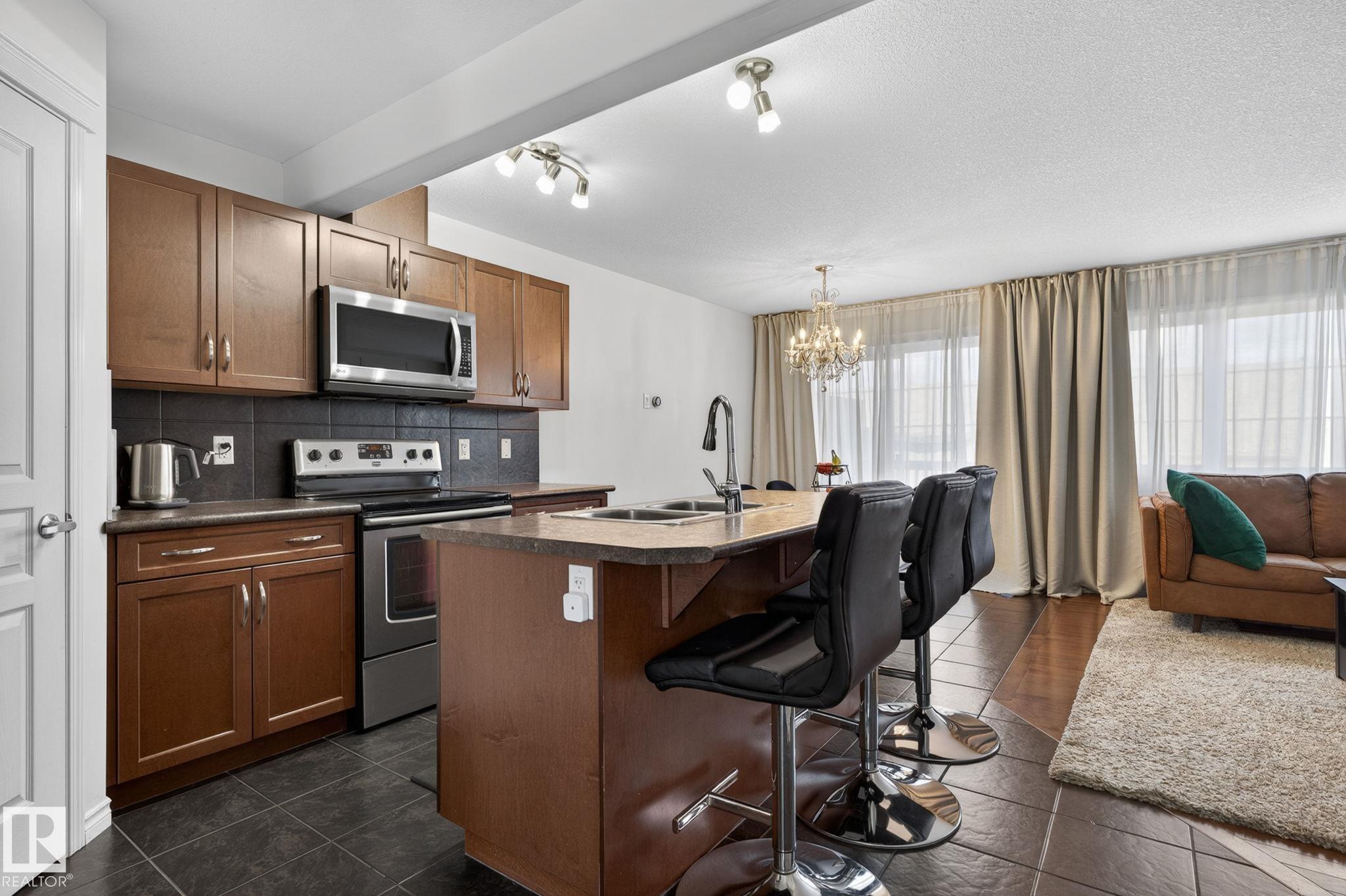 Picture for 21722 99A AV NW NW