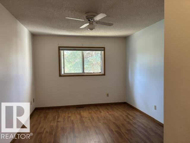 https://zimg.paragon.ice.com/ParagonImages/Property/PM/RAE/225398576/18/0/0/afd5309195a485f3378ad56b27961c6b/1/08cde2be758fa4199bba71cec8cc5478/225398576-bf7425c5-02e1-4d0c-a00f-5aa486feca67.JPG