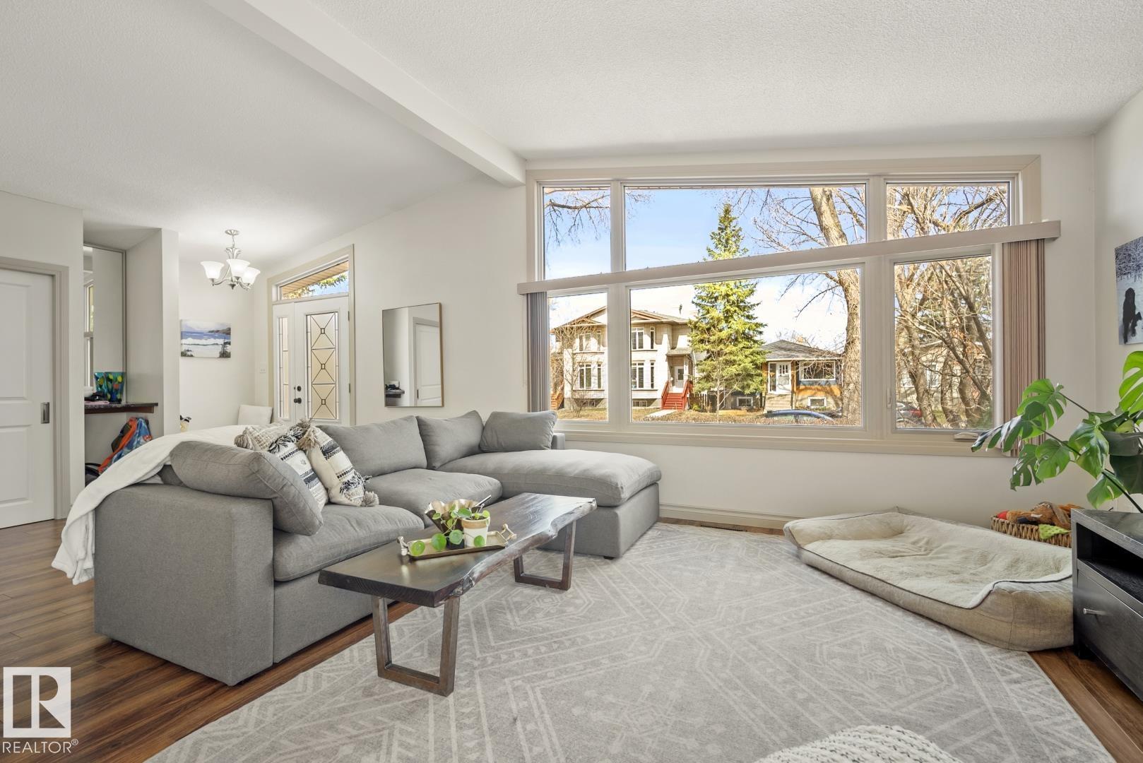 Picture for 10649 67 AV NW
