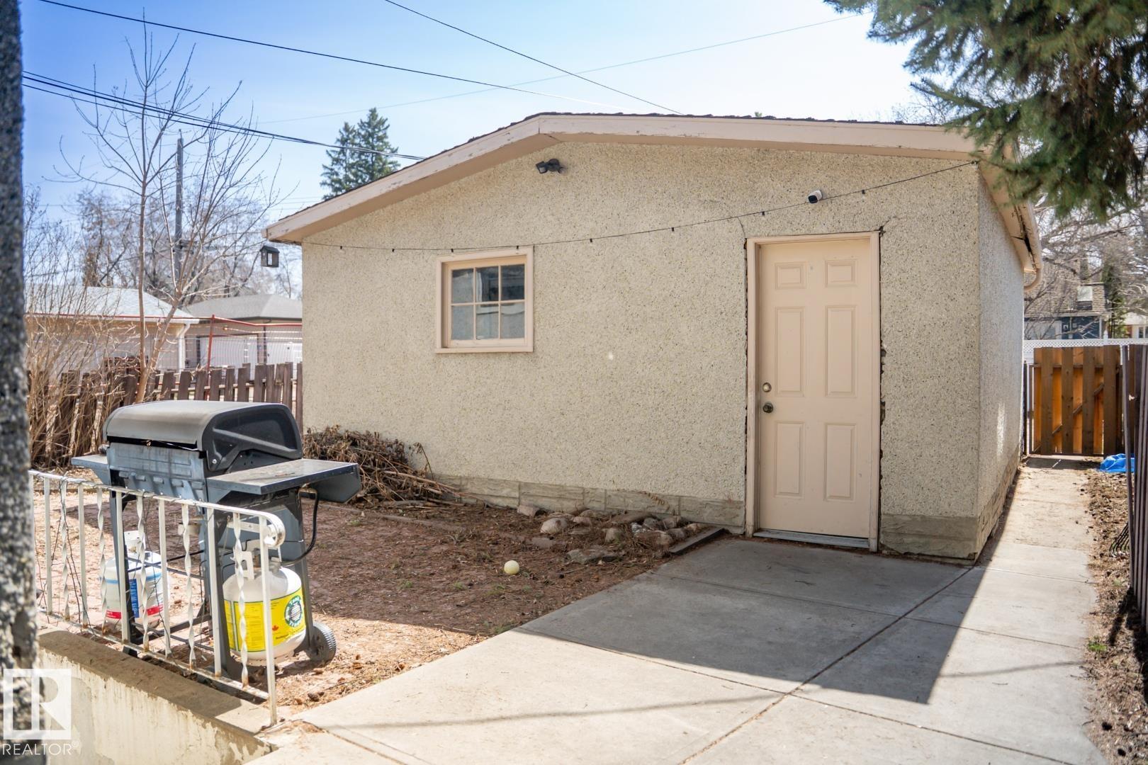 https://zimg.paragon.ice.com/ParagonImages/Property/PM/RAE/225398582/35/0/0/4ef7fa0785c2f6310fba24b12eec70f7/1/f38ffd1e9e4233c85c113efbe63045b3/225398582-cc7c15df-1e8c-4b61-9523-d012607f9203.JPG