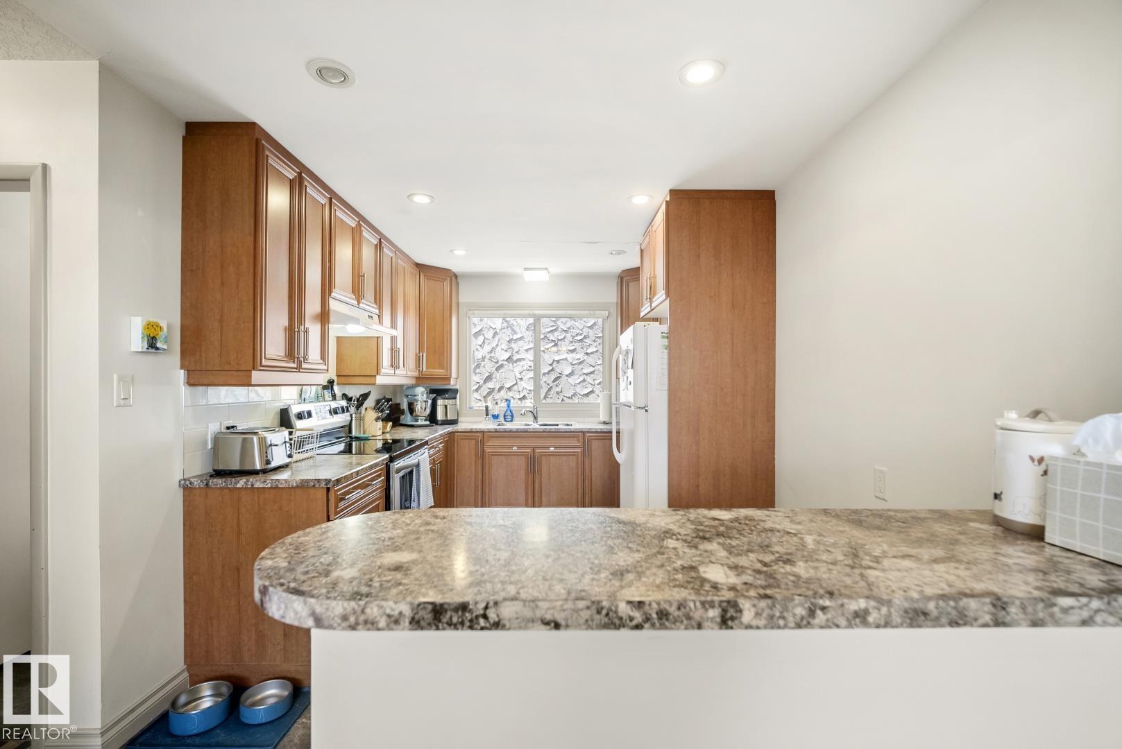 Picture for 10649 67 AV NW