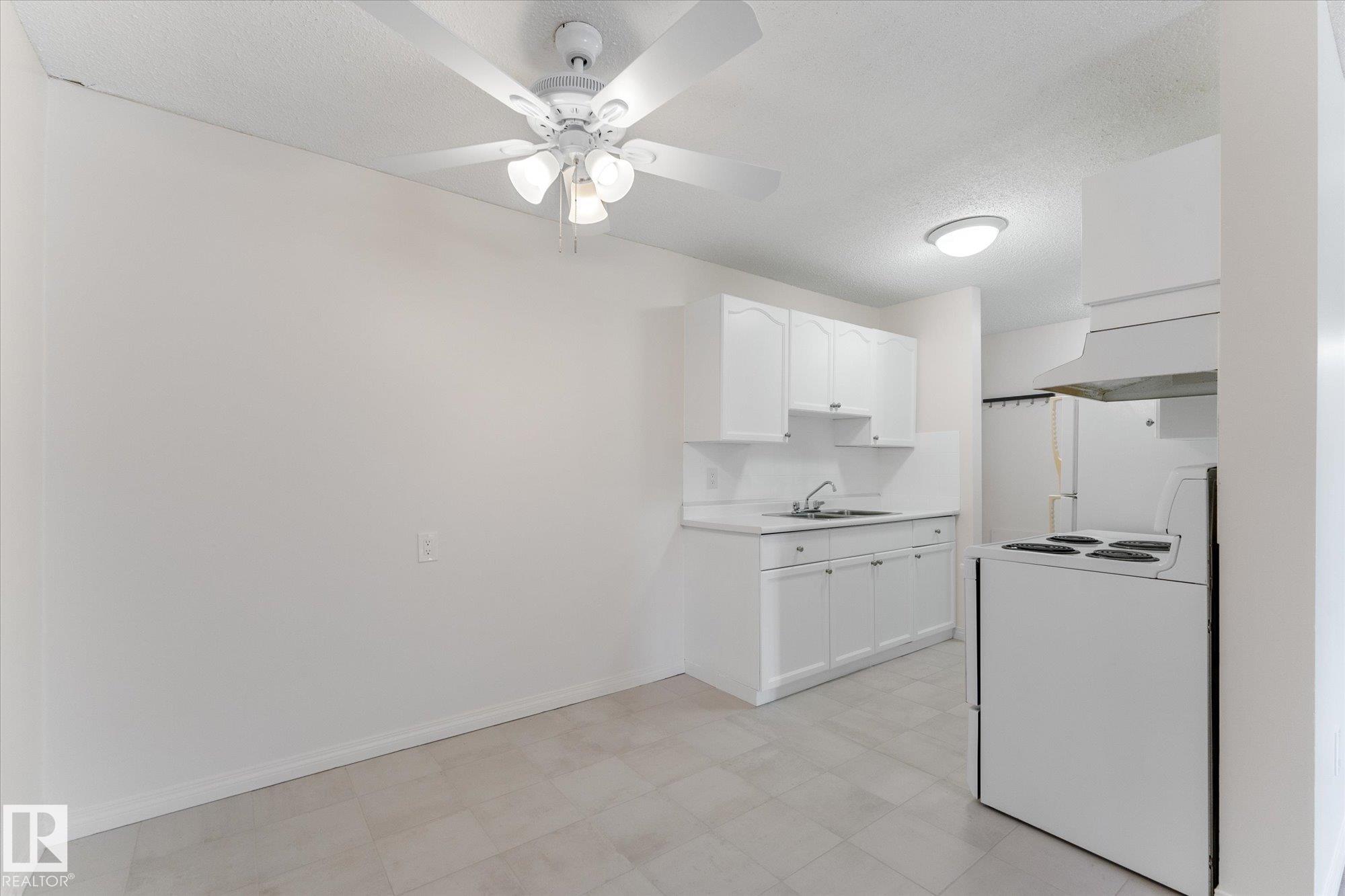 102 - 10615 110 Street NW, Queen Mary Park, Edmonton