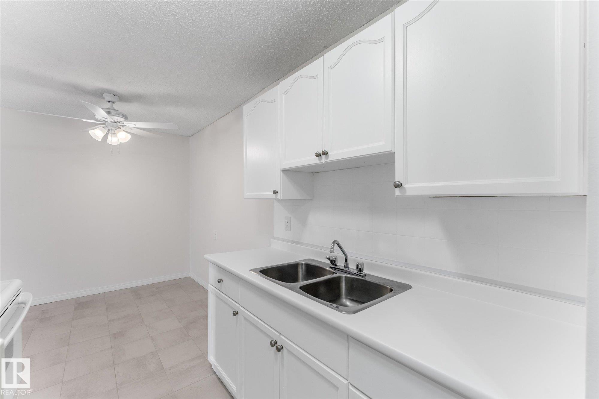 Photo 6 at 102 - 10615 110 Street NW, Queen Mary Park, Edmonton