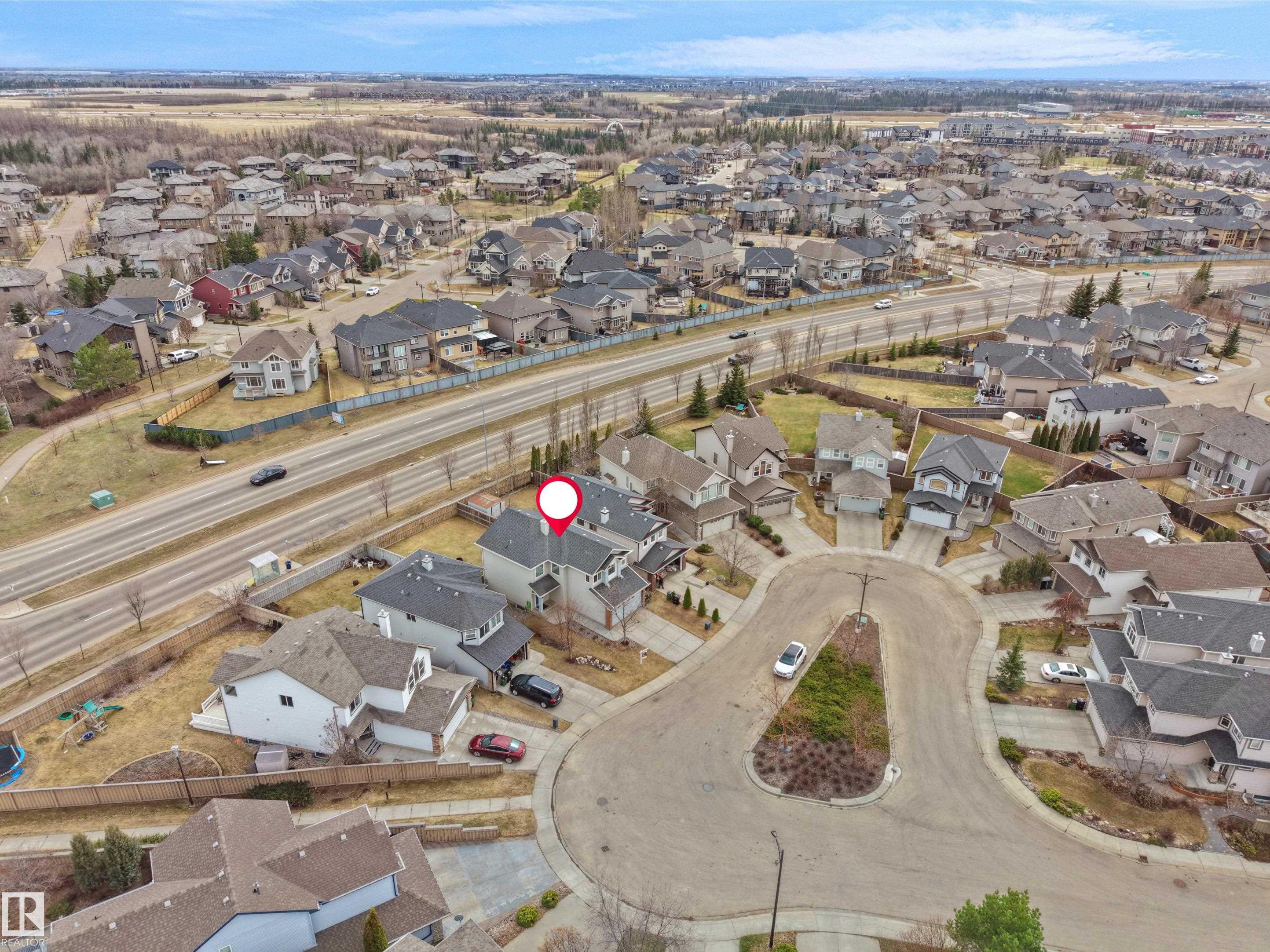 https://zimg.paragon.ice.com/ParagonImages/Property/PM/RAE/225398587/25/0/0/07bbf4163b27c36bf72c753e6c85c4f3/1/d3e21323a38fb05abe5fa4304cfcce6c/225398587-67f65e3a-012f-4c8d-a57c-bba0c280da4c.JPG