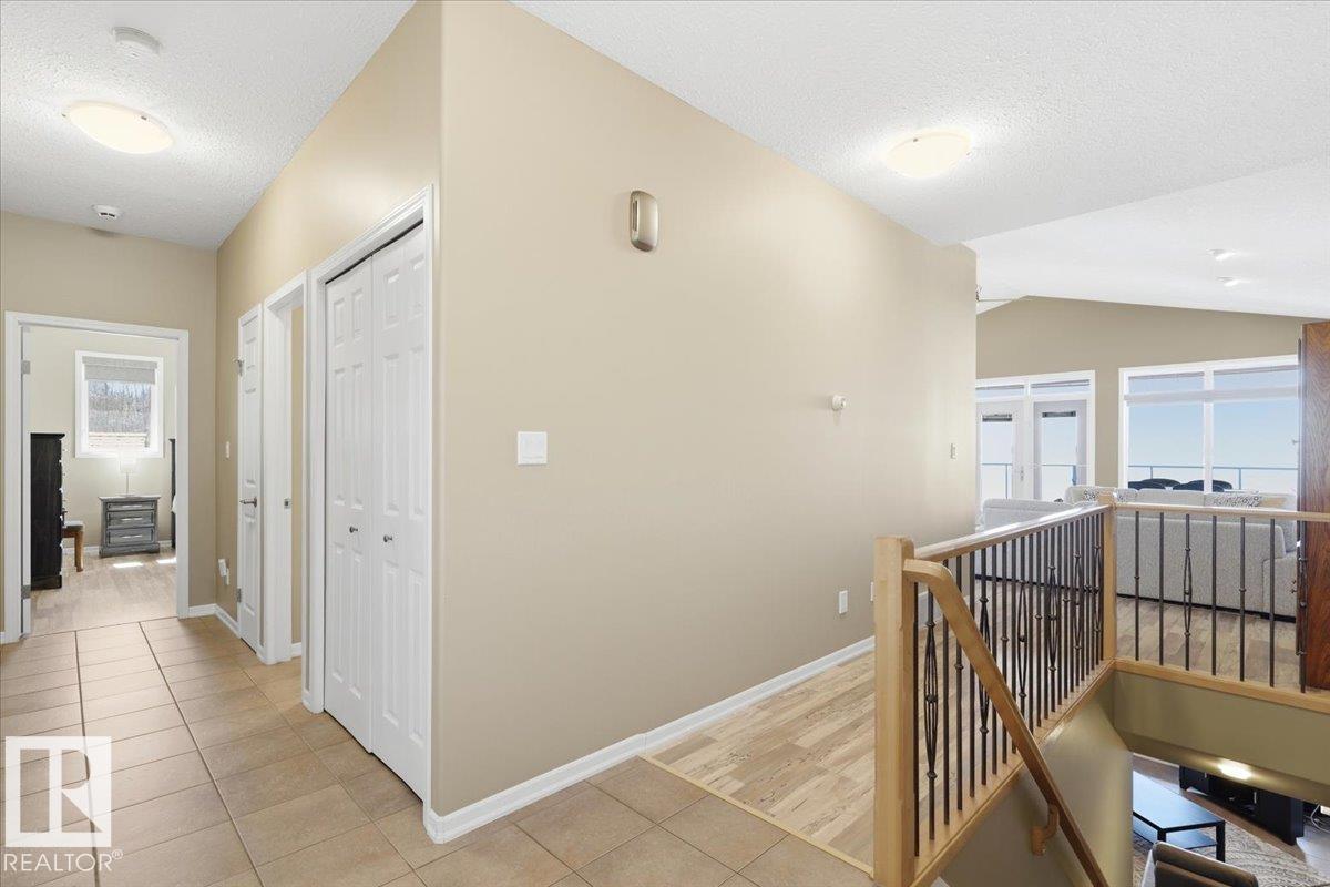 72 Beach Avenue, Itaska Beach, Rural Leduc County