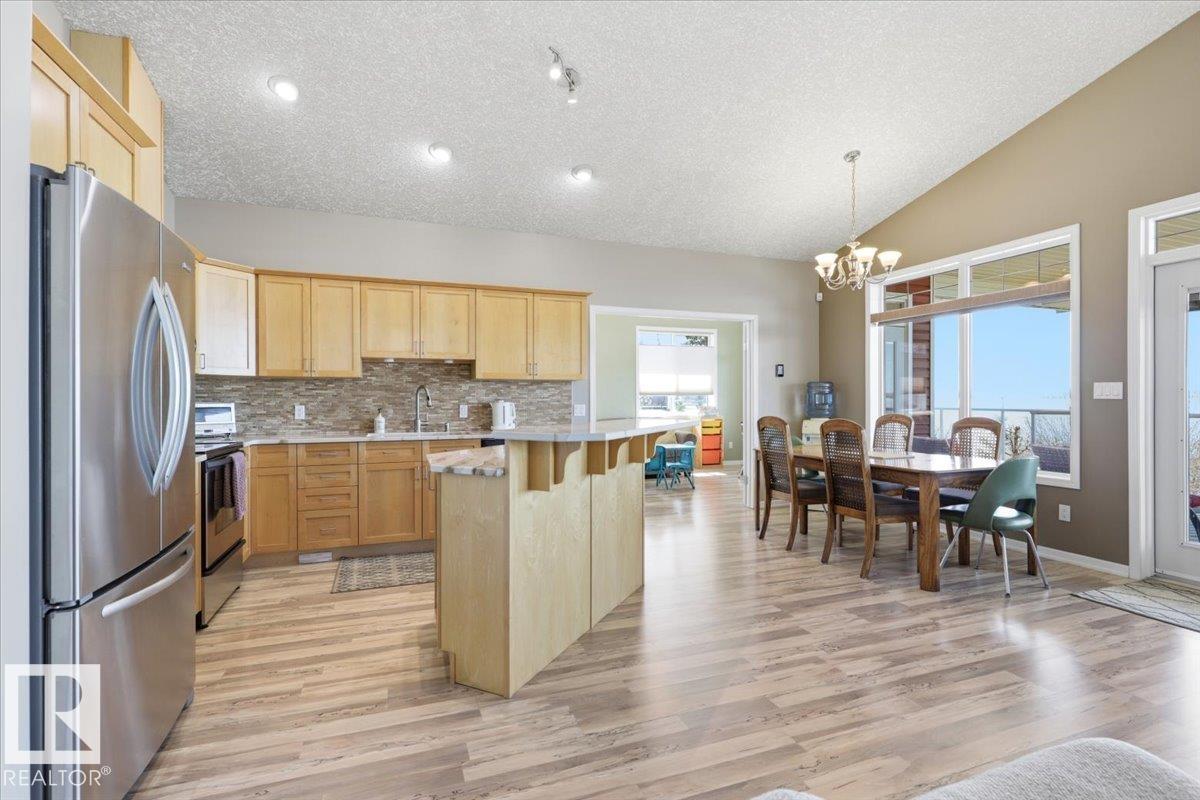 Photo 10 at 72 Beach Avenue, Itaska Beach, Rural Leduc County
