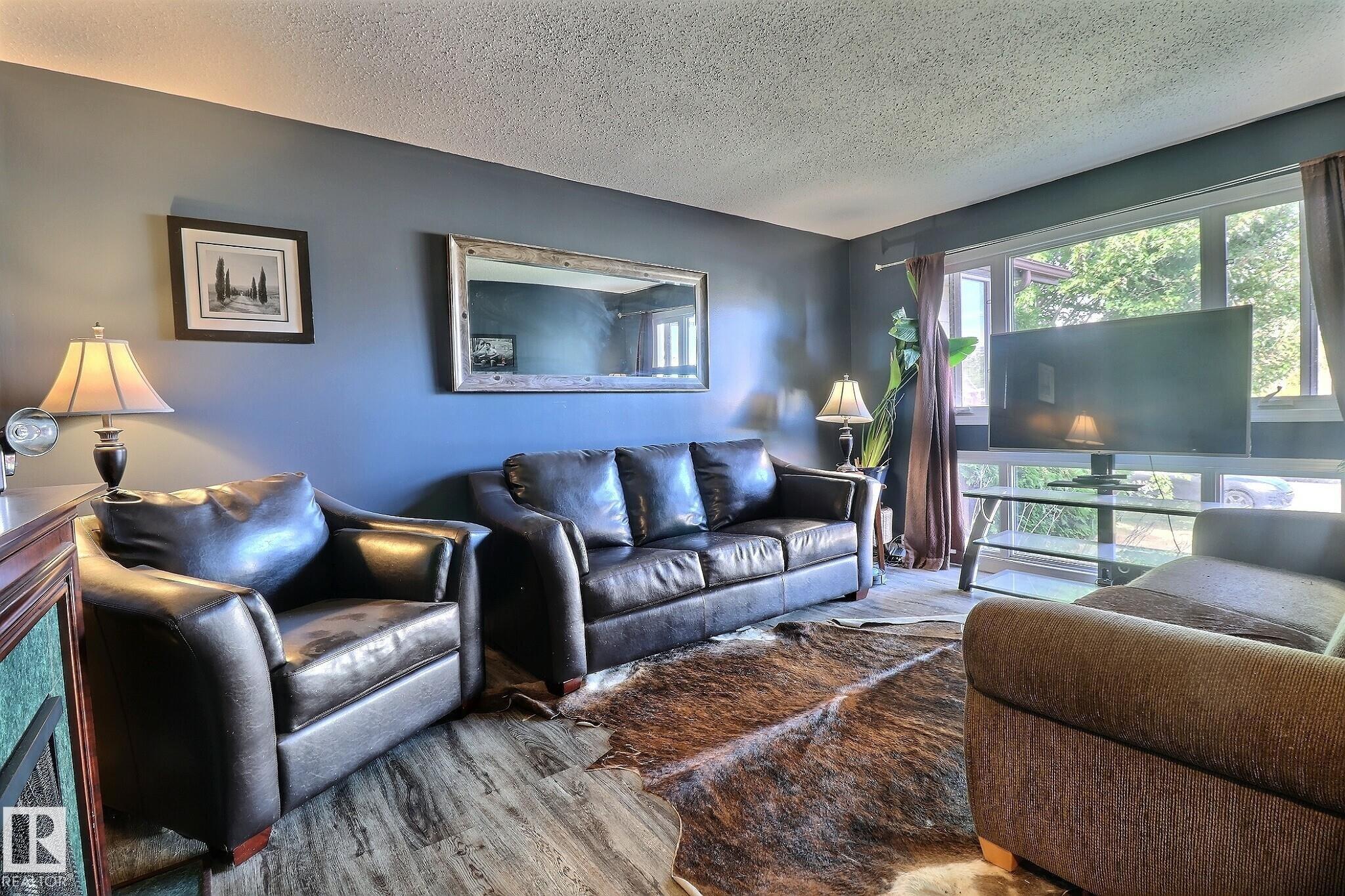 Picture for 5315 39 AV NW