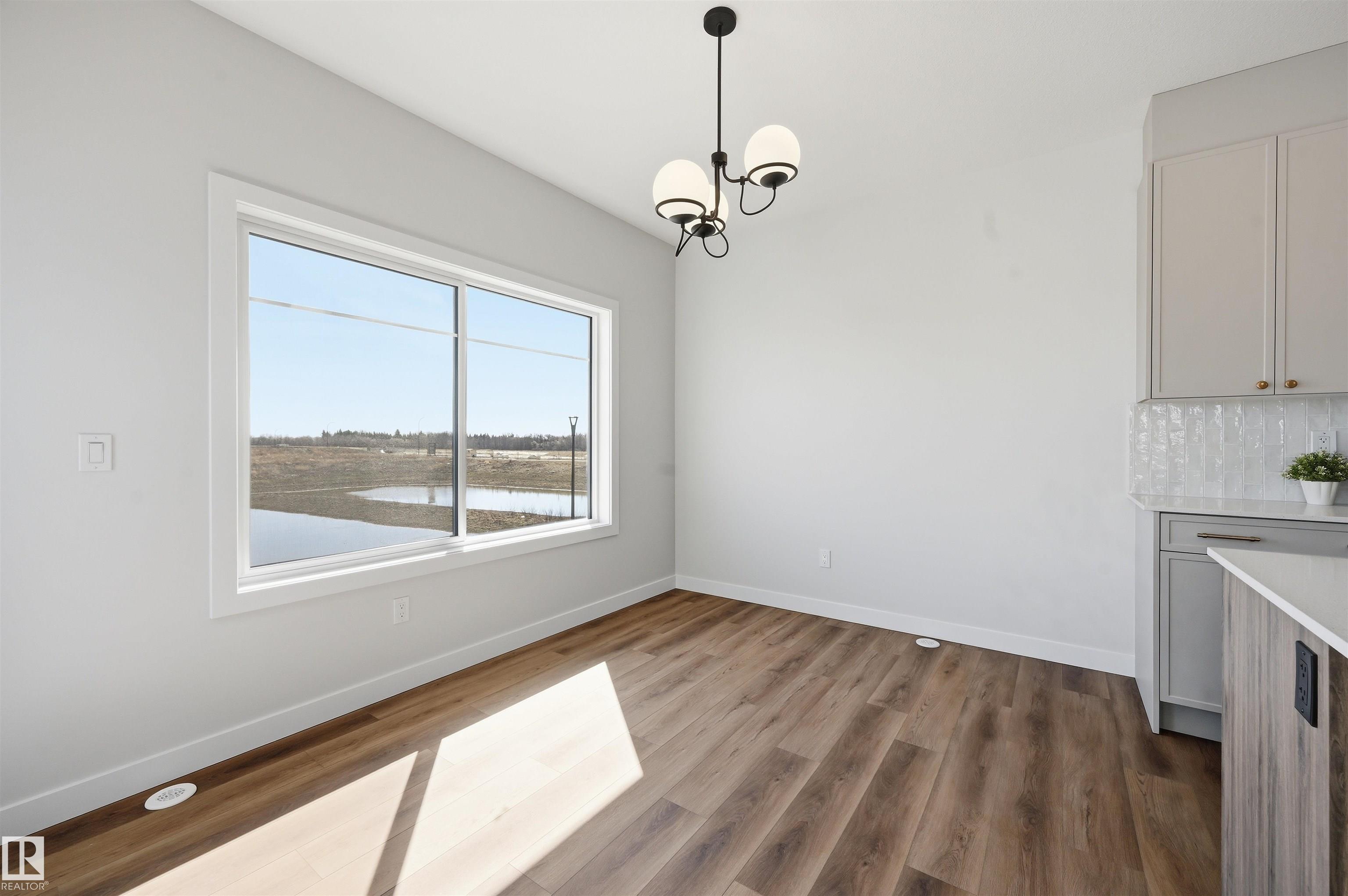 https://zimg.paragon.ice.com/ParagonImages/Property/PM/RAE/225398610/17/0/0/4937f30c7b02a9f07a9a6e8410a0f4c9/1/0d32fc52aa0ba58e90f4876eb6e094b9/225398610-5137488b-cabe-4f41-b3e5-3e24783bab83.JPG