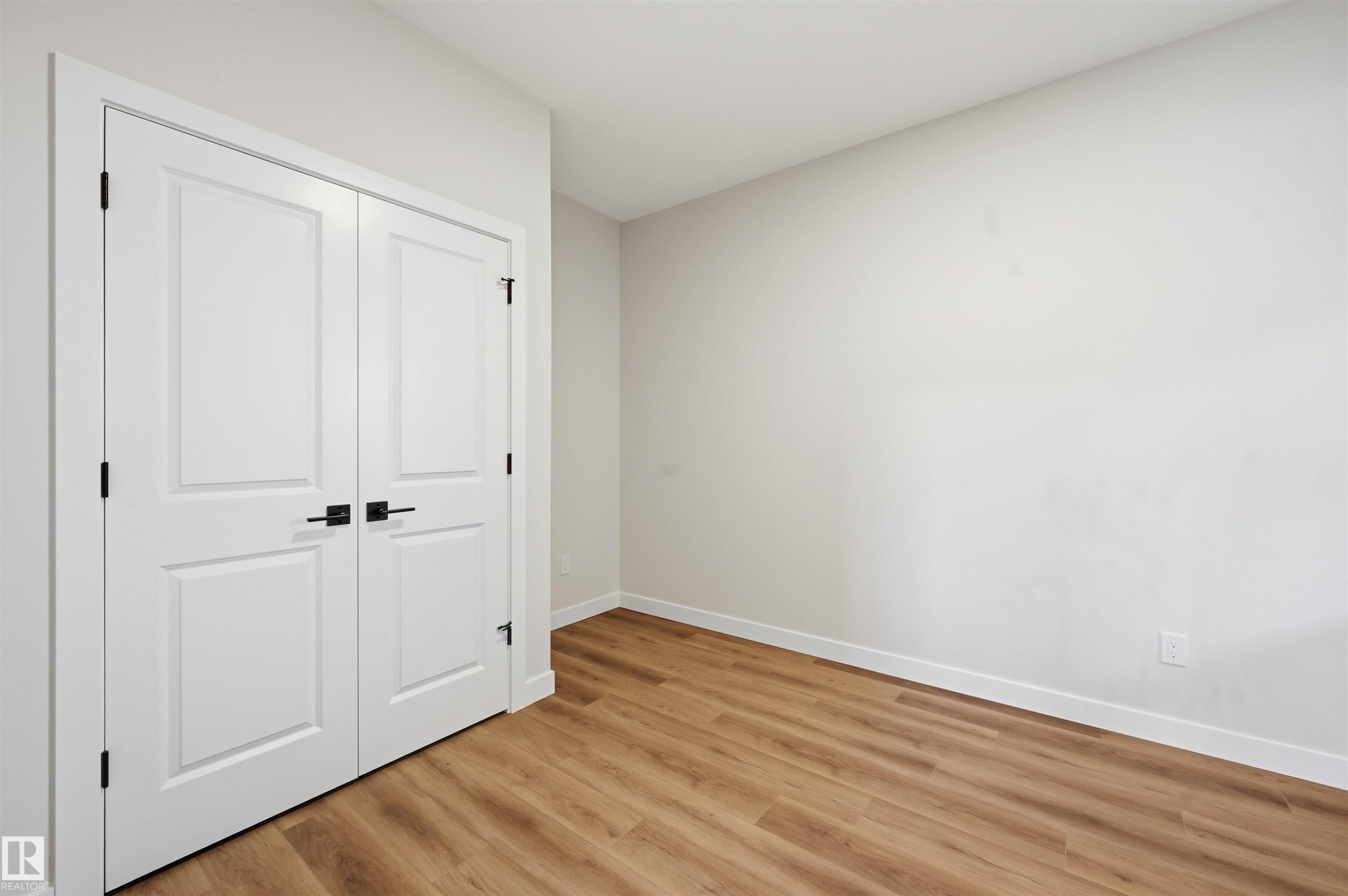 https://zimg.paragon.ice.com/ParagonImages/Property/PM/RAE/225398610/22/0/0/b1184d903bf78cd9a732ac3cb6ae878d/1/0d32fc52aa0ba58e90f4876eb6e094b9/225398610-ea9e218f-6743-4b20-b38c-ace8c7b5495e.JPG