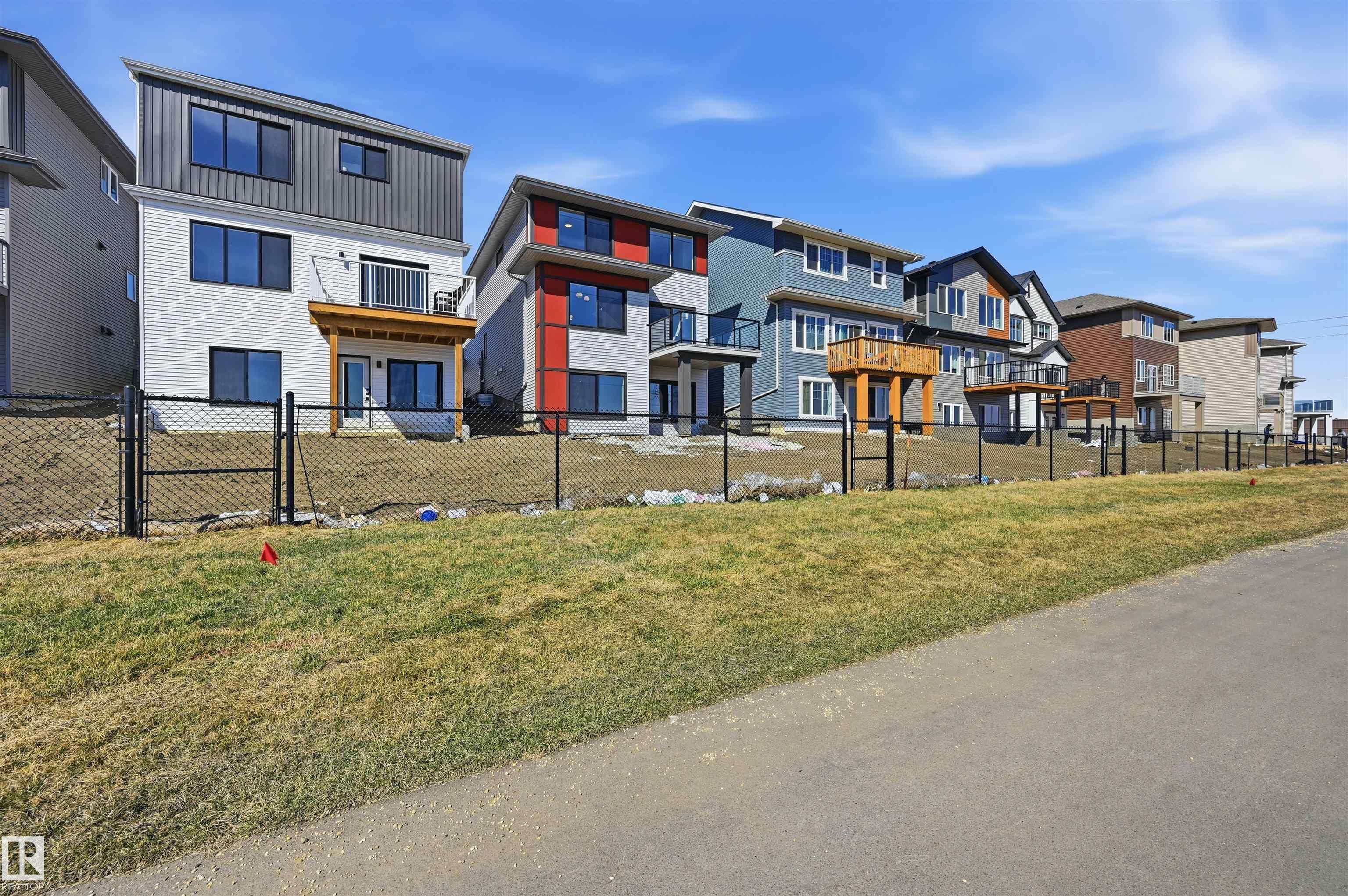 https://zimg.paragon.ice.com/ParagonImages/Property/PM/RAE/225398610/53/0/0/cbd977a00d3b480fbaefd9d4cbee6315/1/0d32fc52aa0ba58e90f4876eb6e094b9/225398610-832e15b2-2e7d-44ec-8033-f8d1b0bb1bf3.JPG