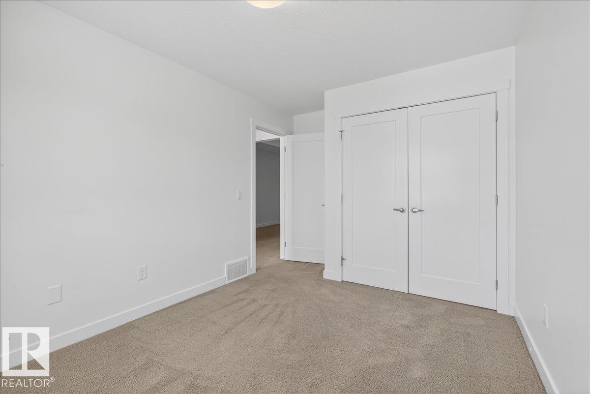 https://zimg.paragon.ice.com/ParagonImages/Property/PM/RAE/225398615/25/0/0/e359397a2d00256c7da533c364315d0d/1/0281e40fb5823ea7e59d91adb8a102db/225398615-67d8916d-f1f6-44f0-9ce0-b72ba47286de.JPG