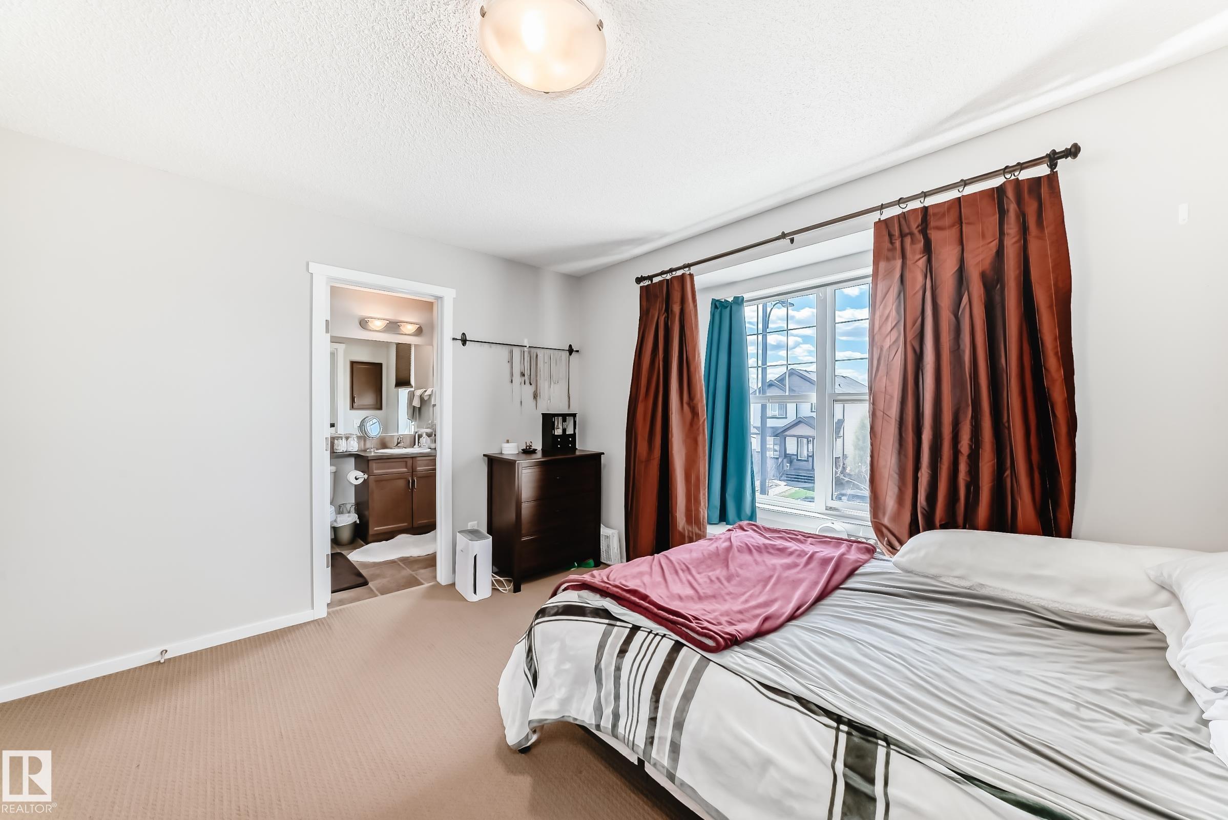 https://zimg.paragon.ice.com/ParagonImages/Property/PM/RAE/225398617/16/0/0/cc11dc7755e84825b0a962b98ac87b29/1/25abb98987aabab66ac6cb24a4938398/225398617-b3c1ea8d-1248-4593-b830-82ca81d224fe.JPG
