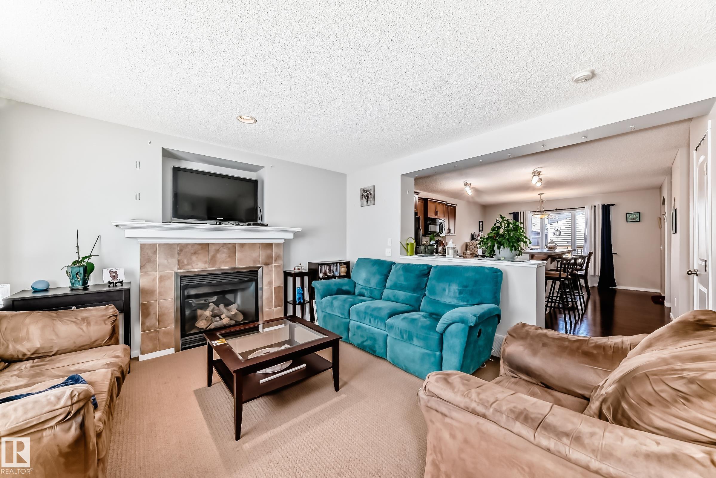 https://zimg.paragon.ice.com/ParagonImages/Property/PM/RAE/225398617/3/0/0/84a9b7fefb8500ef64a2a23ebb9a9f28/1/25abb98987aabab66ac6cb24a4938398/225398617-fe2b6626-2469-4779-8f60-fafc537644b3.JPG