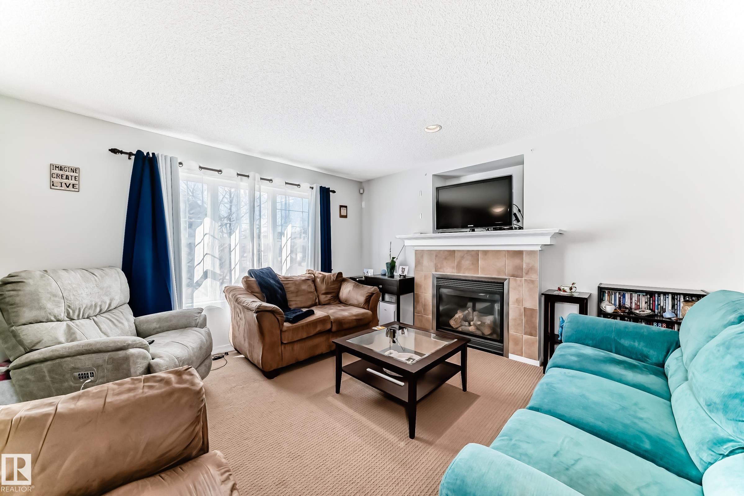 https://zimg.paragon.ice.com/ParagonImages/Property/PM/RAE/225398617/4/0/0/bc6f7969d3d38723b45c3dea149d090f/1/25abb98987aabab66ac6cb24a4938398/225398617-29611948-3cc0-400f-b829-1ba7e009c58e.JPG