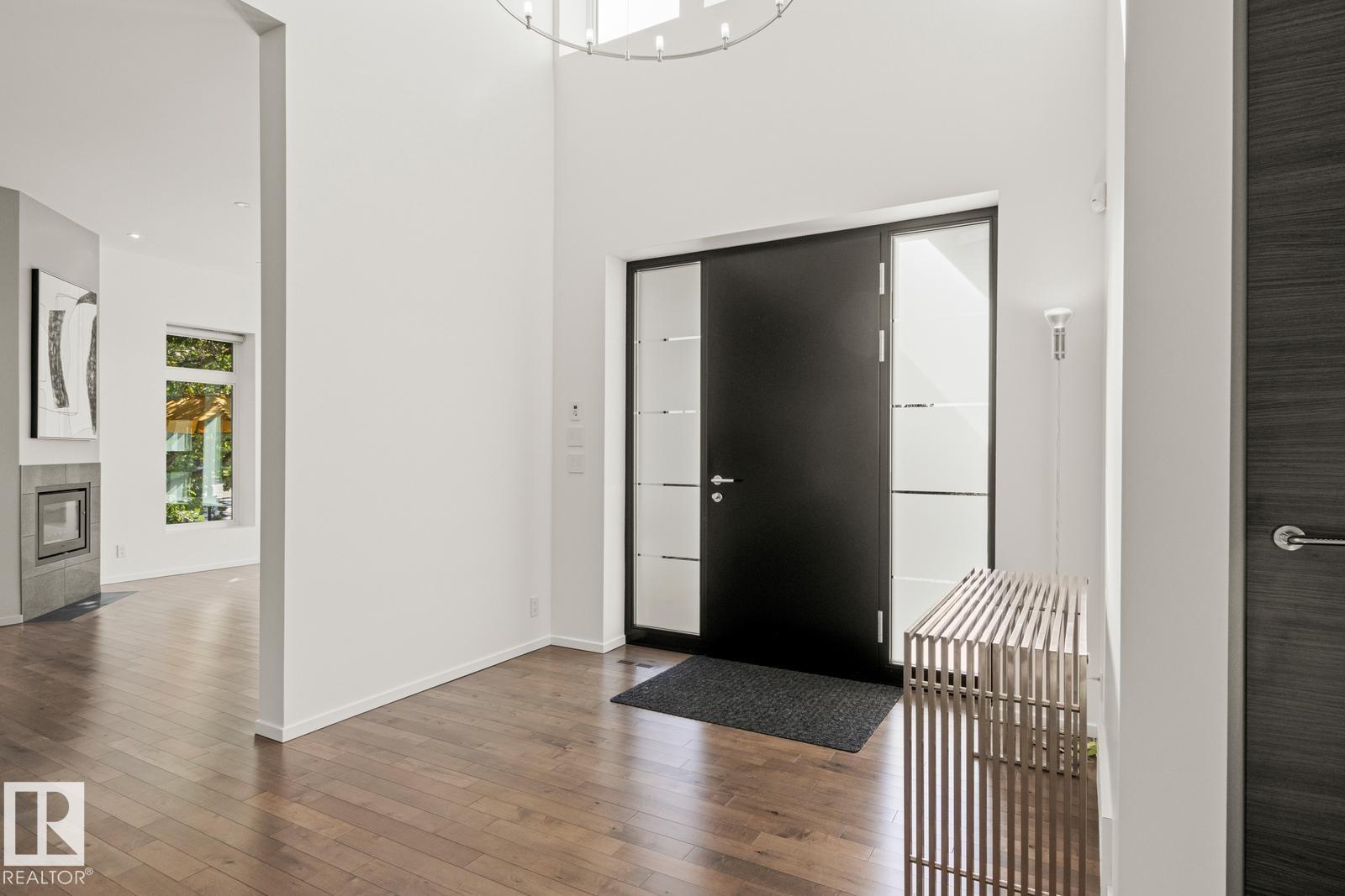 Photo 31 at 7548 110 Avenue NW, Virginia Park, Edmonton