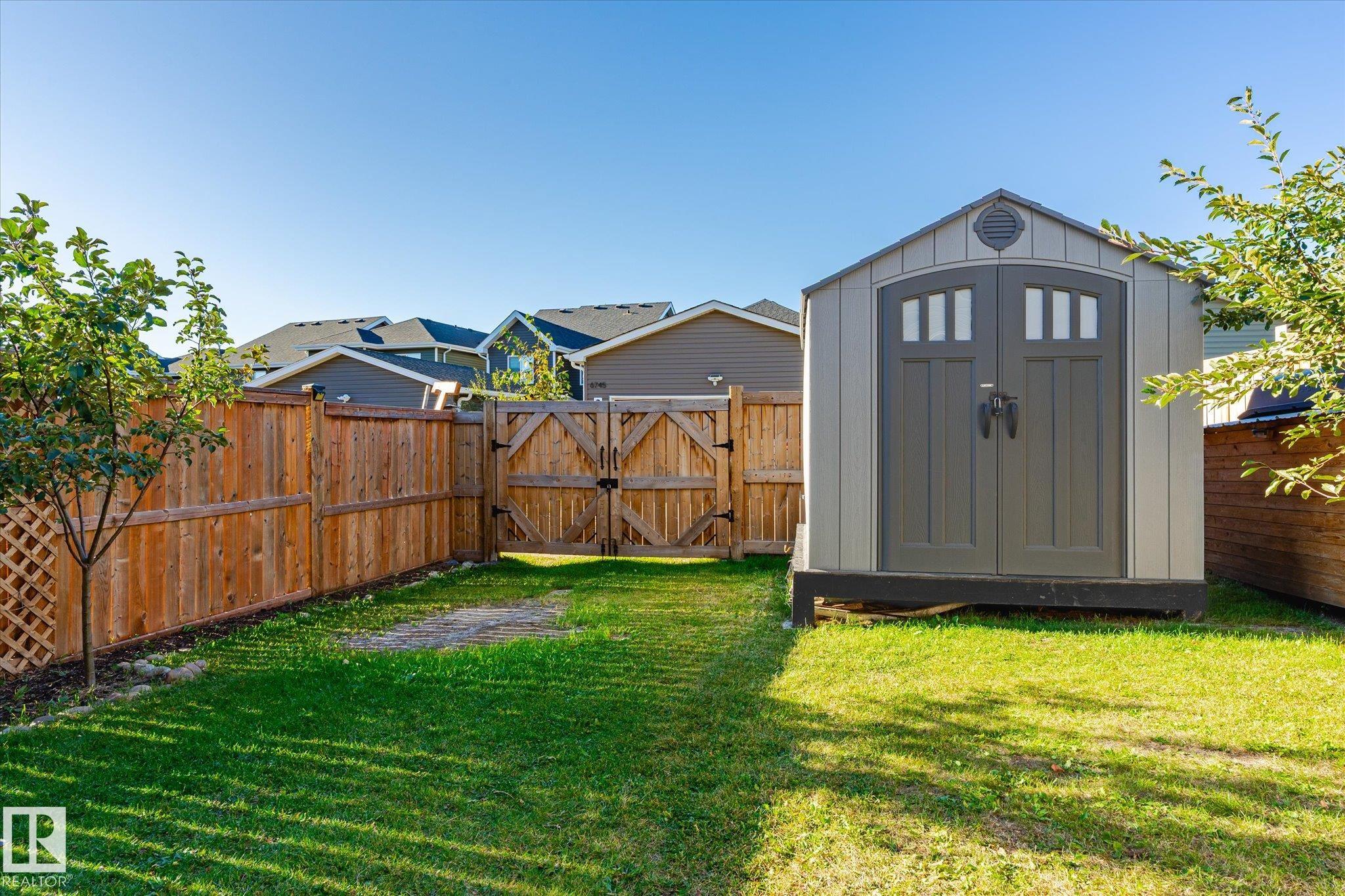 https://zimg.paragon.ice.com/ParagonImages/Property/PM/RAE/225398634/38/0/0/eca8b1ad642787005330cca6ca43328c/1/d4e08fc8a21df08a7c09670ceb2dda98/225398634-3ee84c12-b643-4ab6-a914-85c7cf80165a.JPG