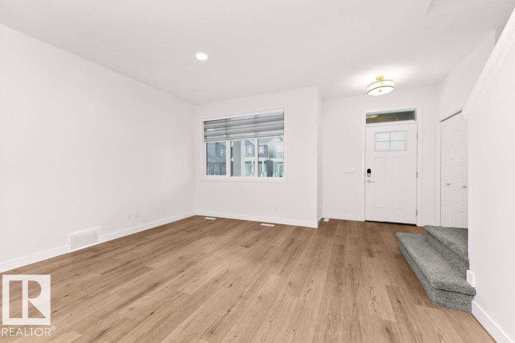 Photo 7 at 1529 Plum Circle SW, The Orchards At Ellerslie, Edmonton