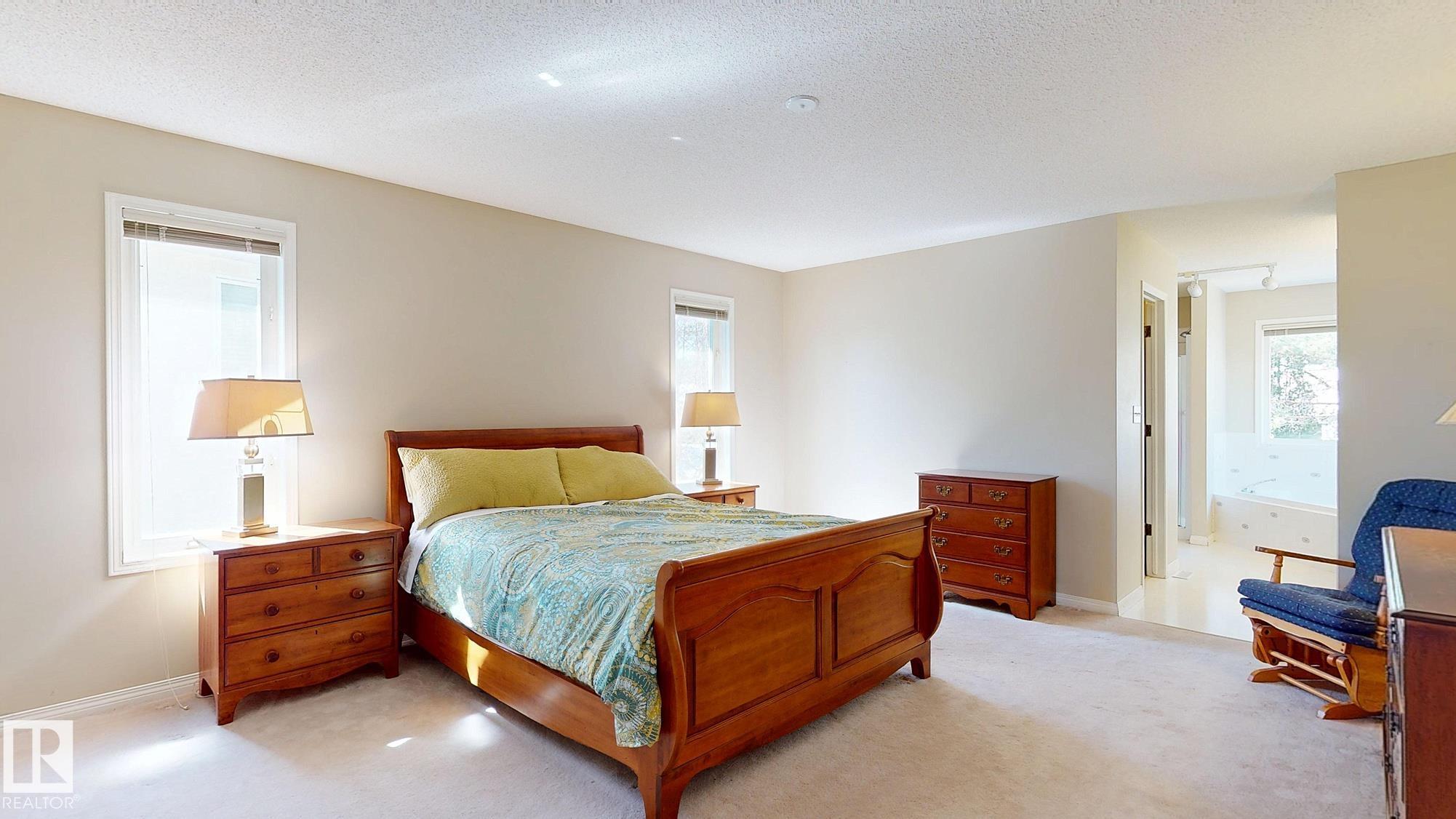 https://zimg.paragon.ice.com/ParagonImages/Property/PM/RAE/225398639/35/0/0/ded2145d407d5cae50802869ee435121/1/592354a346d94127b86d593e73a42f69/225398639-ce59e252-24df-4f93-96ce-13fbfe3074e3.JPG