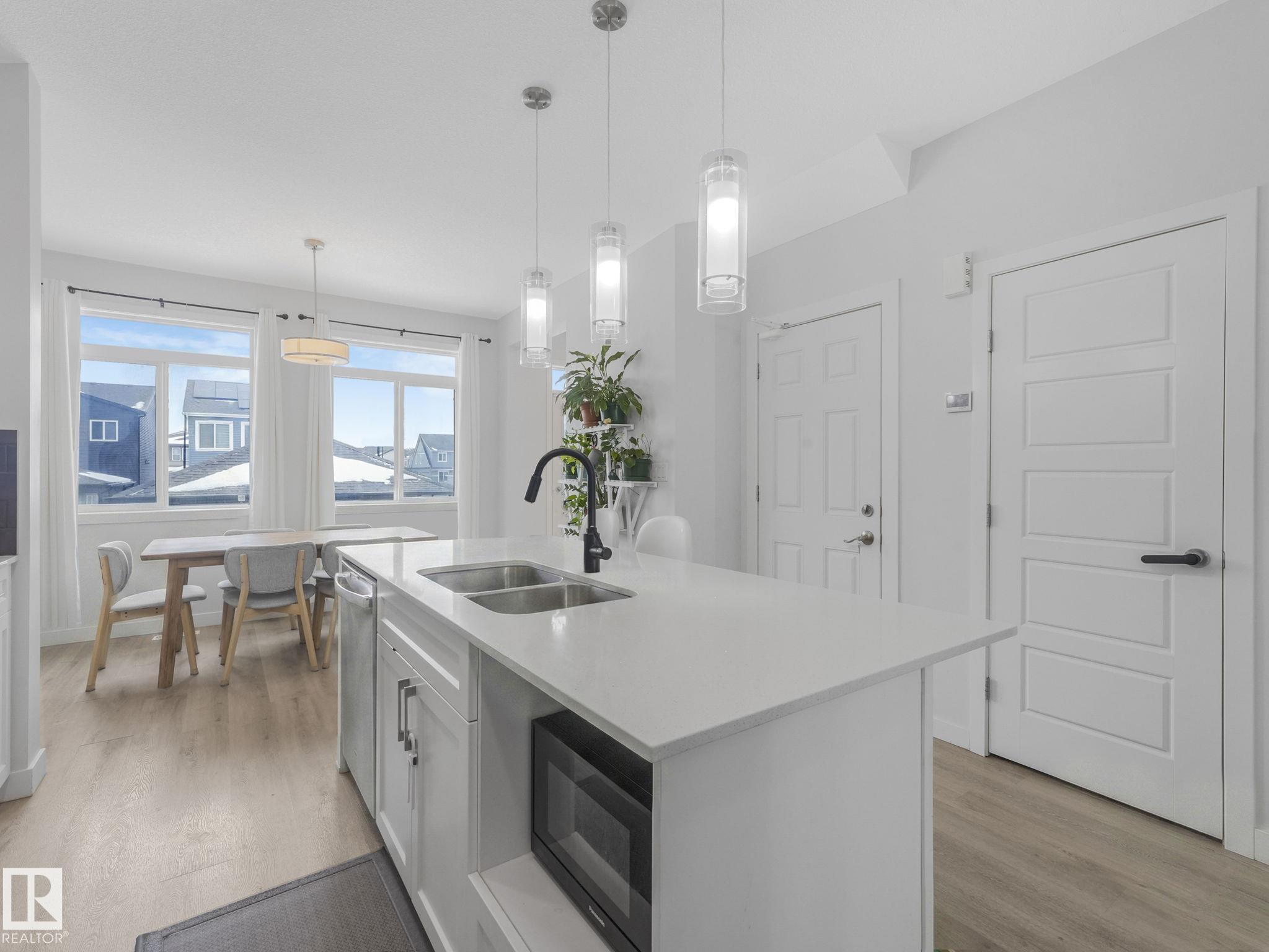 Picture for 1404 PODERSKY LI SW