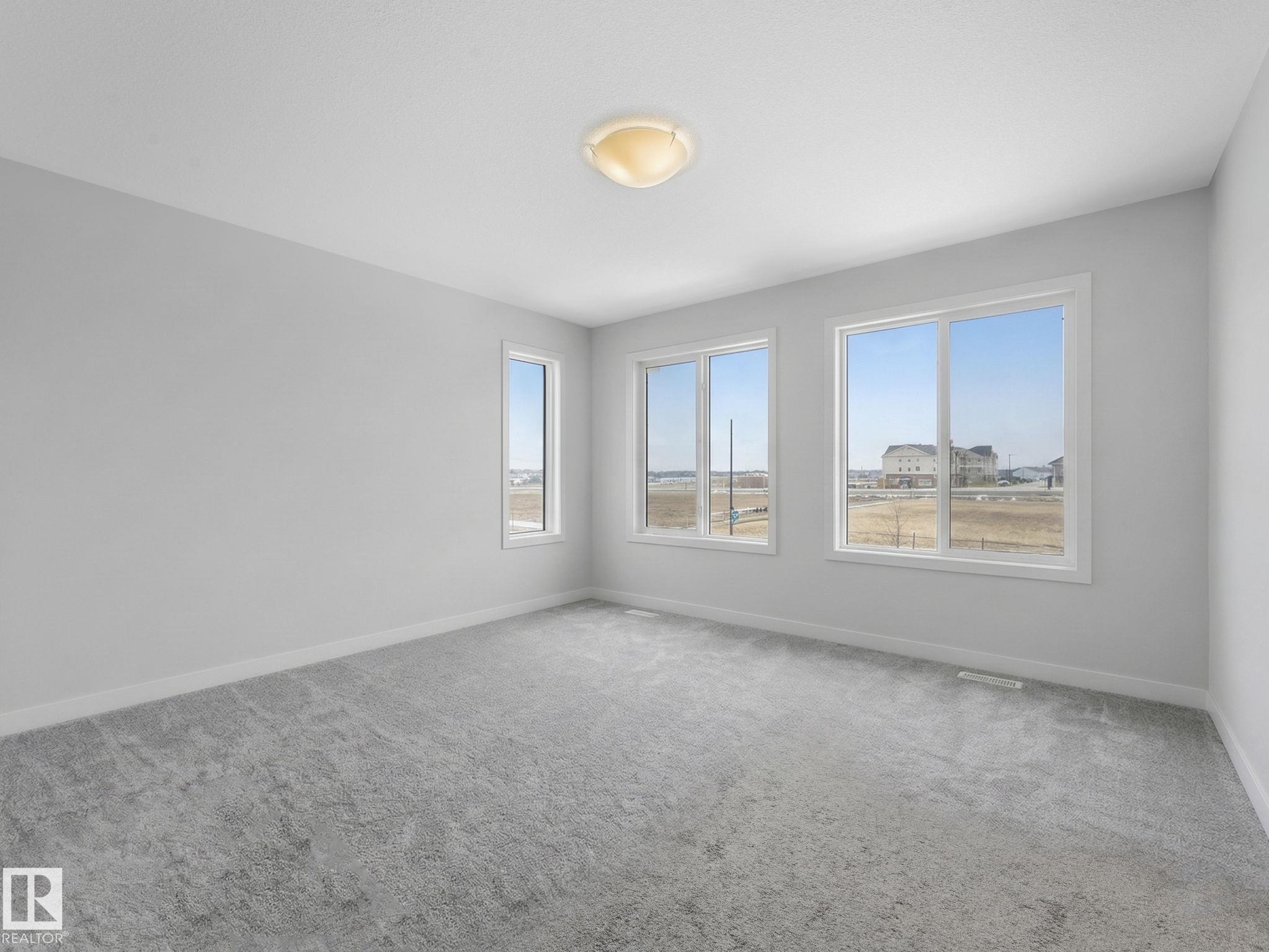 https://zimg.paragon.ice.com/ParagonImages/Property/PM/RAE/225398641/20/0/0/cfa5b08ab4e3904adda6919d200c77e1/1/c0a98850a7e322a300b7922b274d406e/225398641-48A86E90-9E67-4A51-A20F-0577A8D14F20.JPG