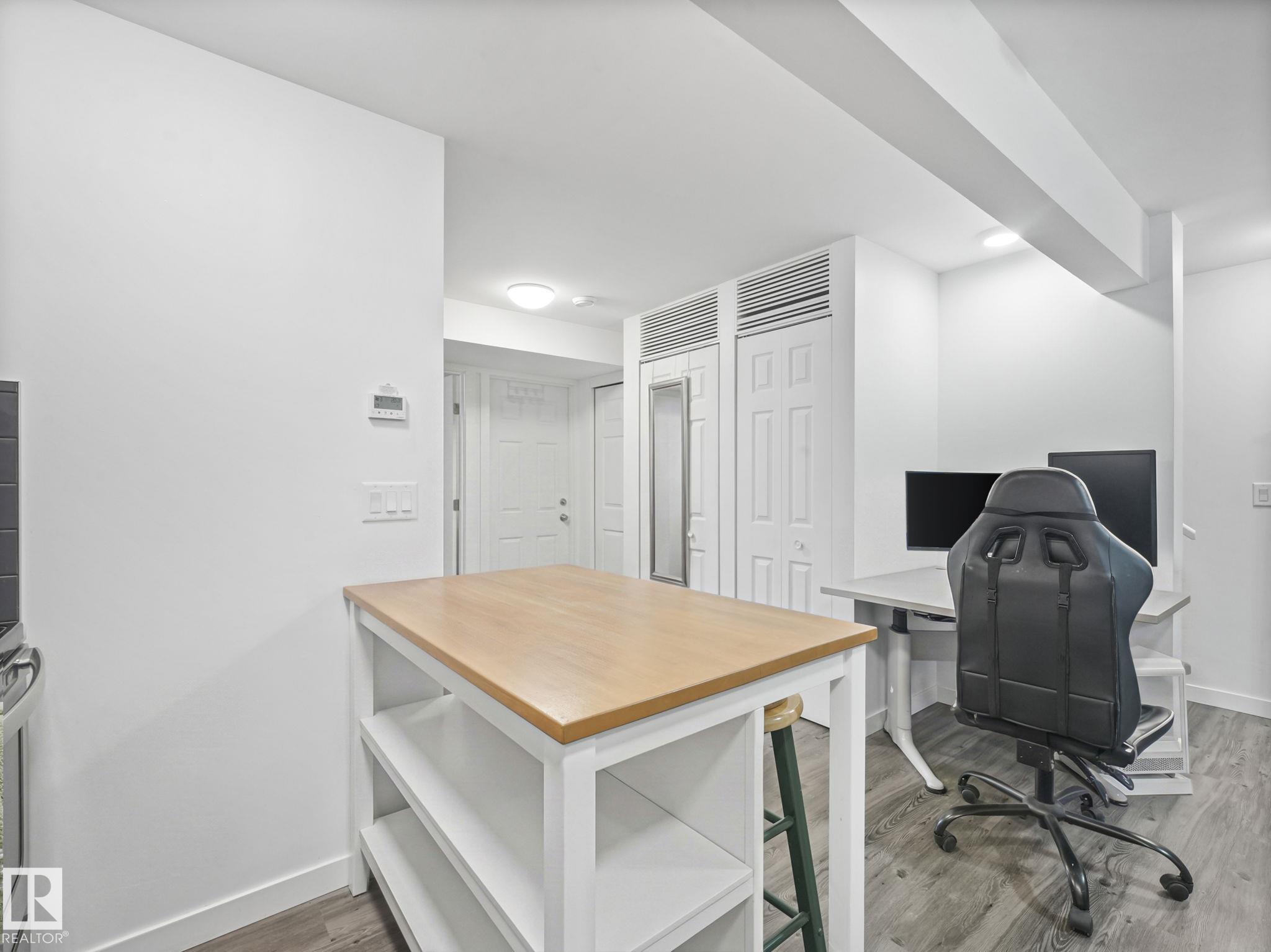 https://zimg.paragon.ice.com/ParagonImages/Property/PM/RAE/225398641/50/0/0/ad49c9430409aaf1de1b77f8f65a8d53/1/c0a98850a7e322a300b7922b274d406e/225398641-3F91EC70-29E9-4205-B517-71A9F8BBB5EB.JPG