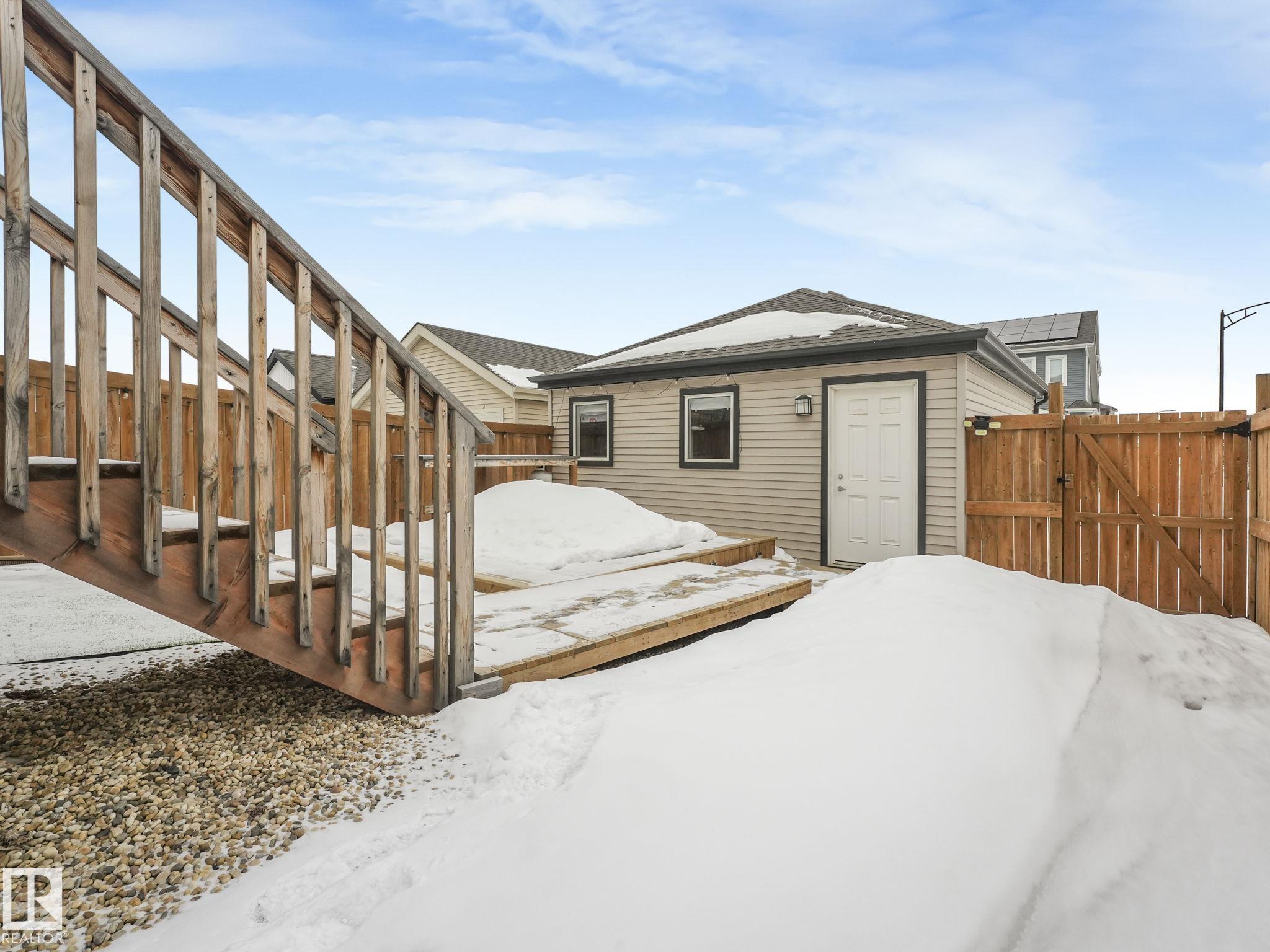 https://zimg.paragon.ice.com/ParagonImages/Property/PM/RAE/225398641/9/0/0/f3a16f07405543a49e24f703767c7a68/1/c0a98850a7e322a300b7922b274d406e/225398641-4DFA274A-1626-494F-8C85-549980F72C47.JPG