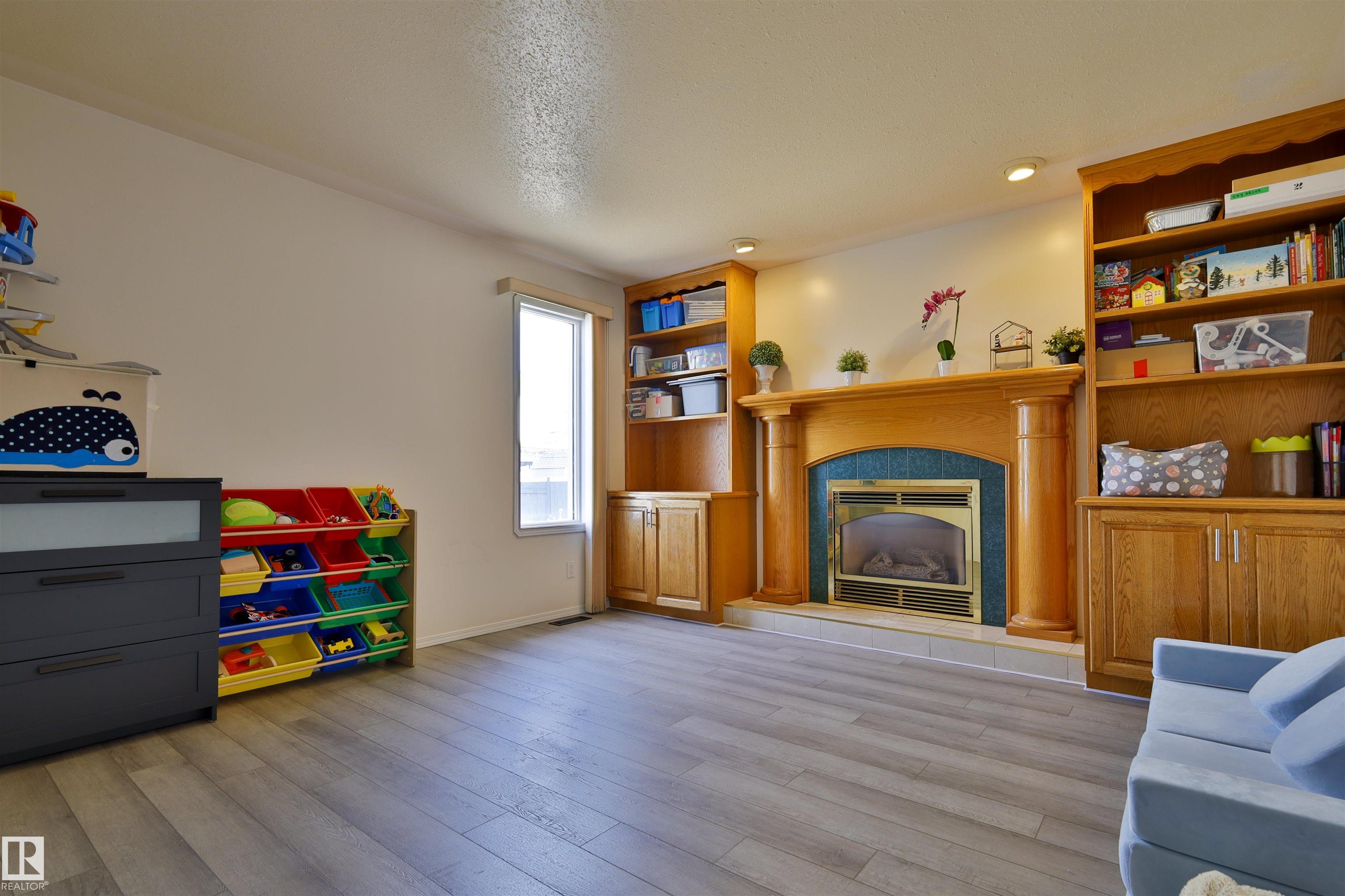 Photo 27 at 8710 156a Avenue NW, Belle Rive, Edmonton