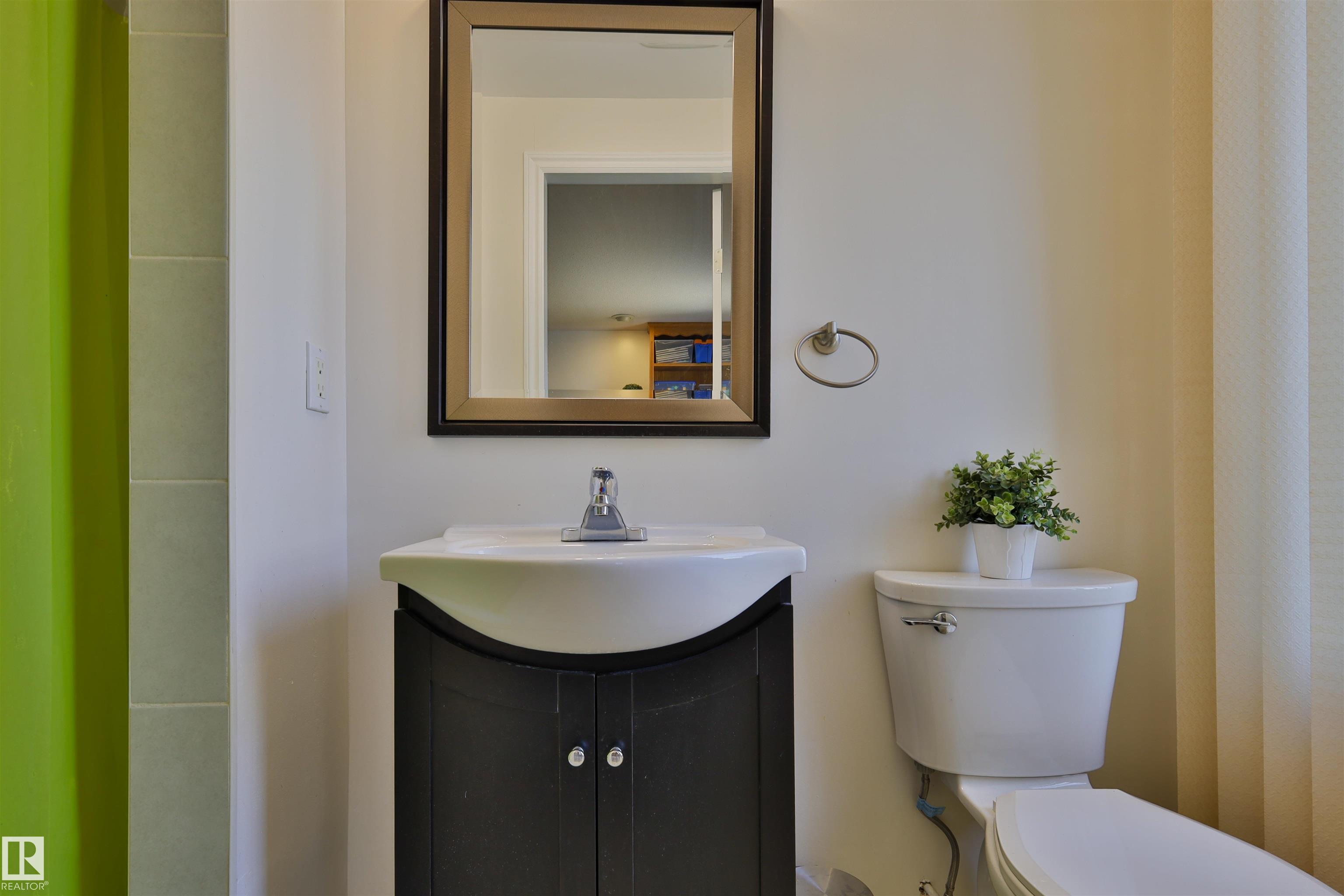 Photo 30 at 8710 156a Avenue NW, Belle Rive, Edmonton