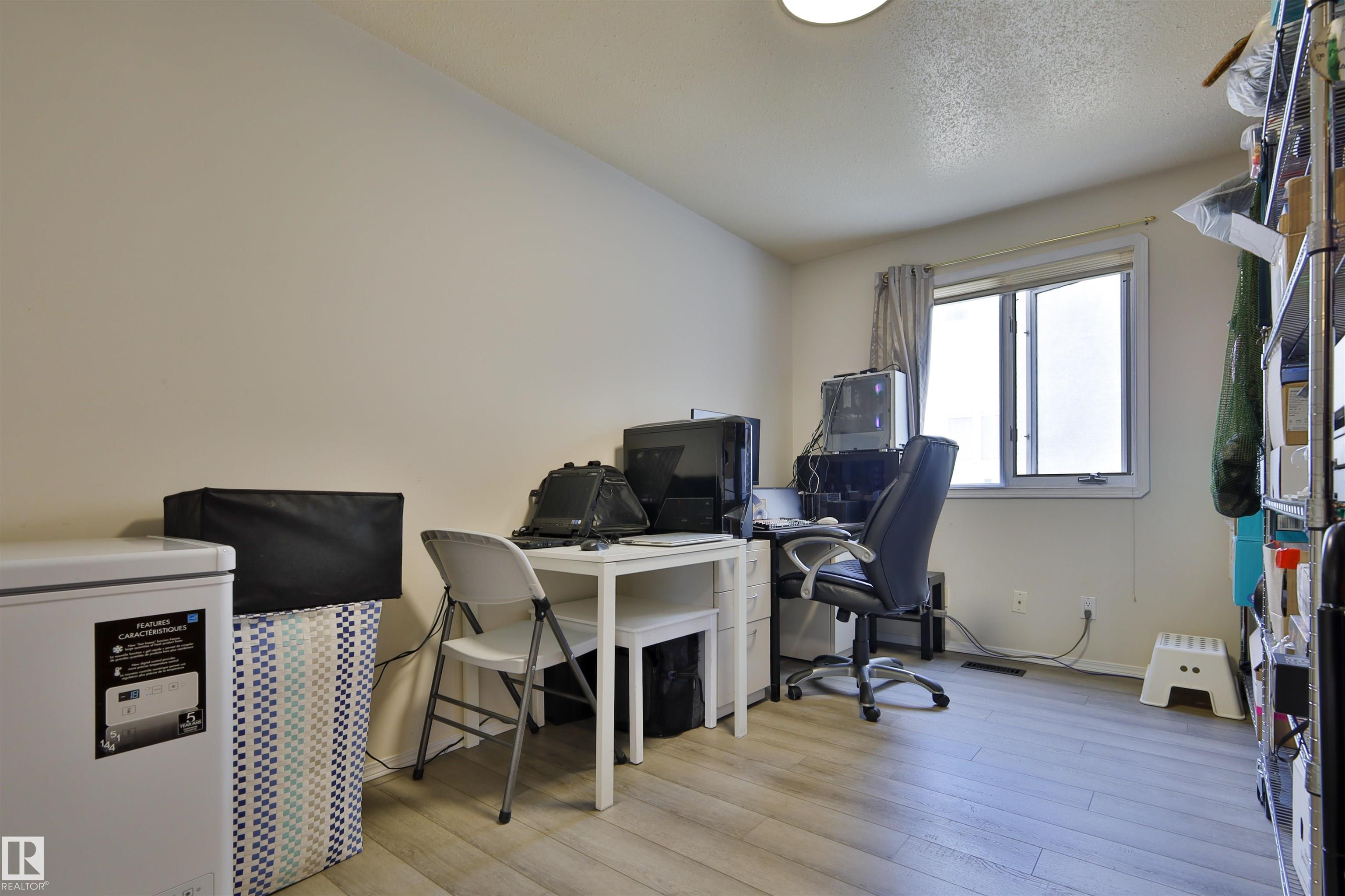 Photo 31 at 8710 156a Avenue NW, Belle Rive, Edmonton