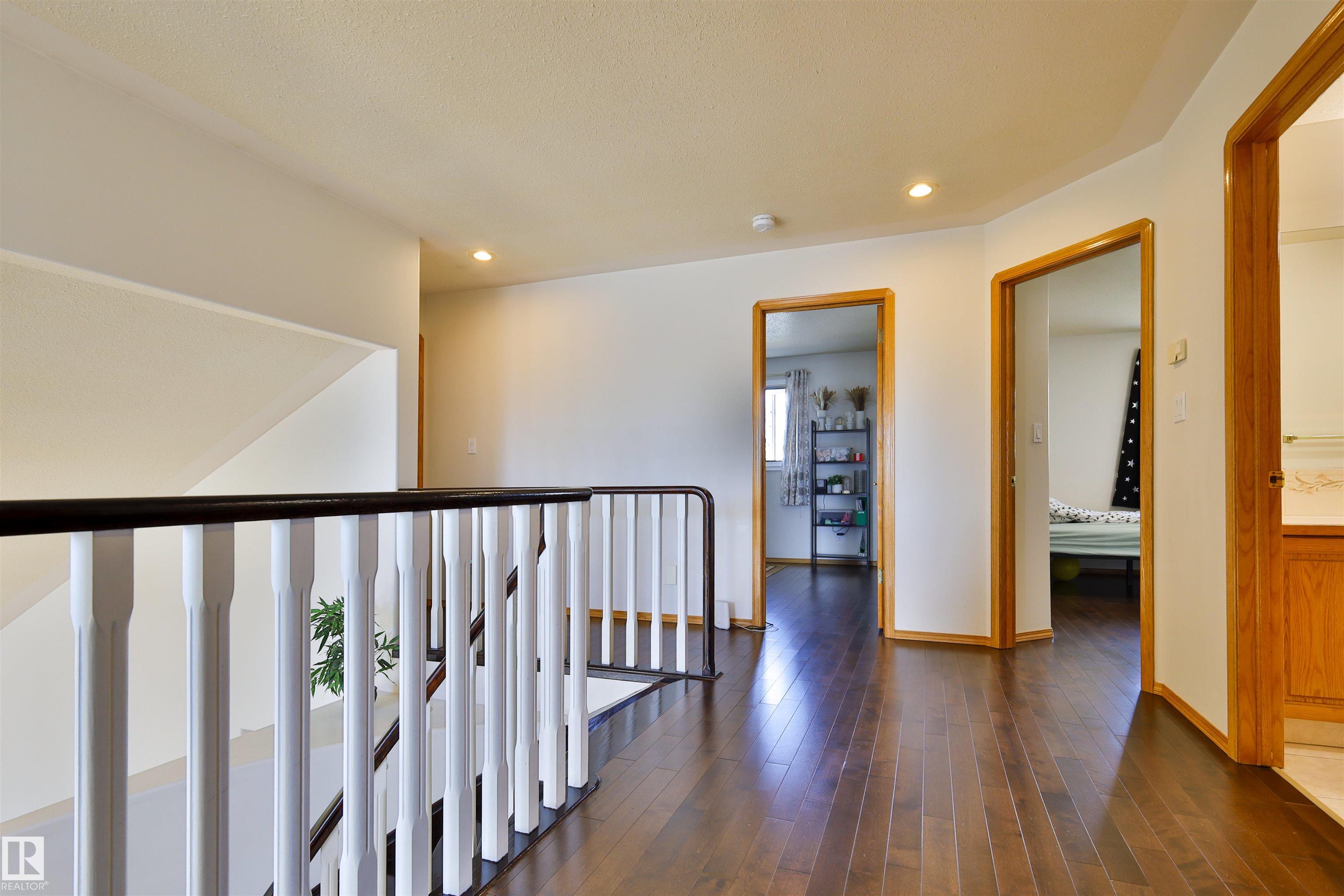 Photo 34 at 8710 156a Avenue NW, Belle Rive, Edmonton