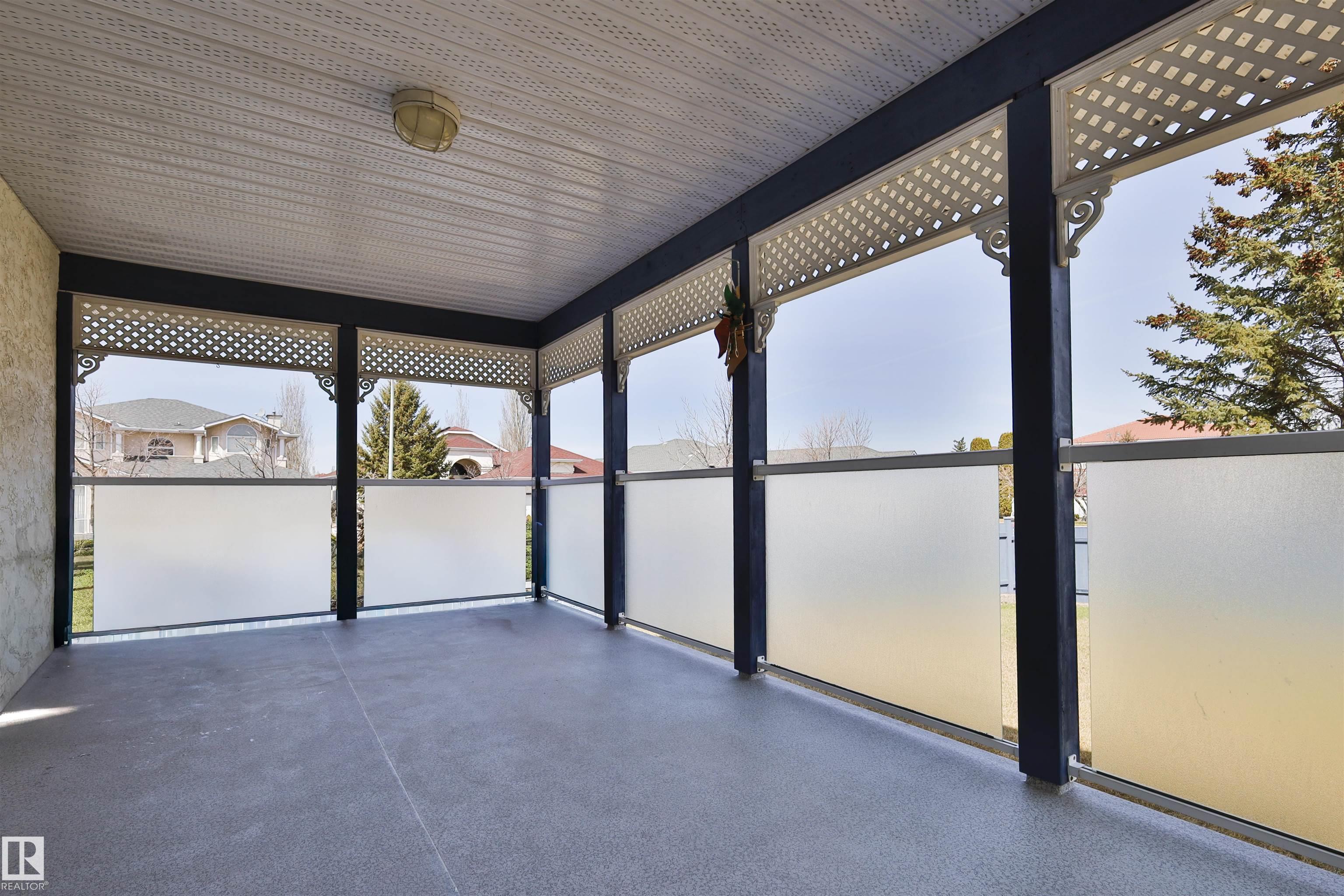 Photo 7 at 8710 156a Avenue NW, Belle Rive, Edmonton