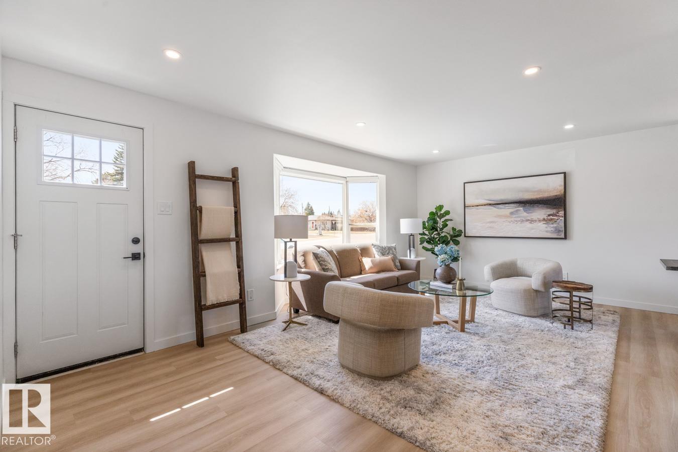 Picture for 4508 109A AV NW