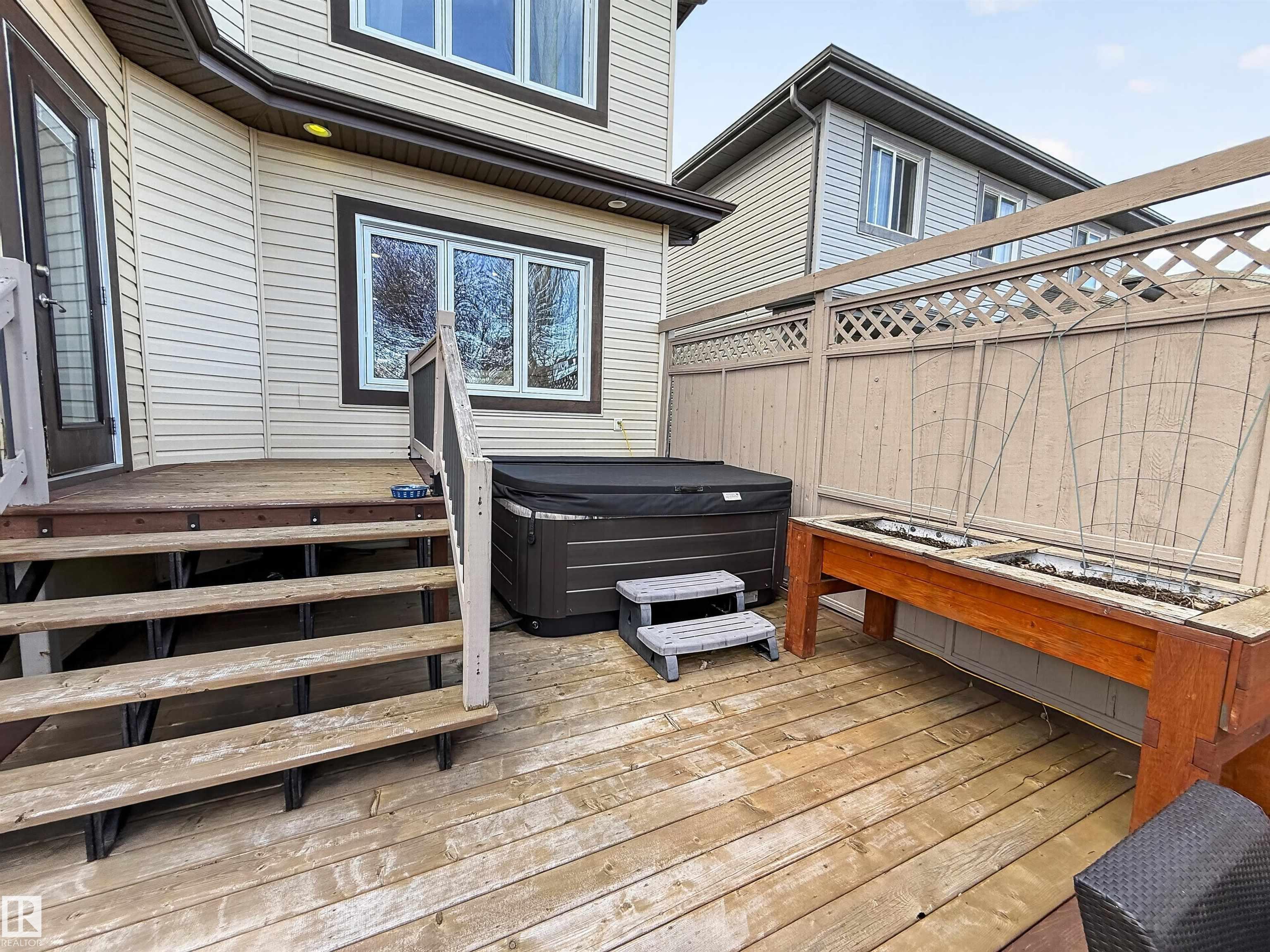 Photo 39 at 25 Victor Court, Spruce Village, Spruce Grove