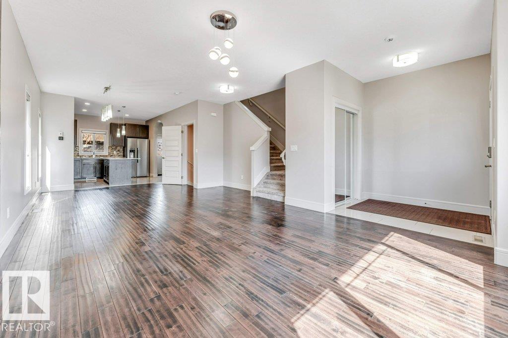 https://zimg.paragon.ice.com/ParagonImages/Property/PM/RAE/225398649/13/0/0/600f0efb739b0787ec9614c8f24ec7b9/1/8a766fb9dc74240d708f29c0298d06b7/225398649-b58b4510-6def-4897-80b3-2e216e999f8f.JPG