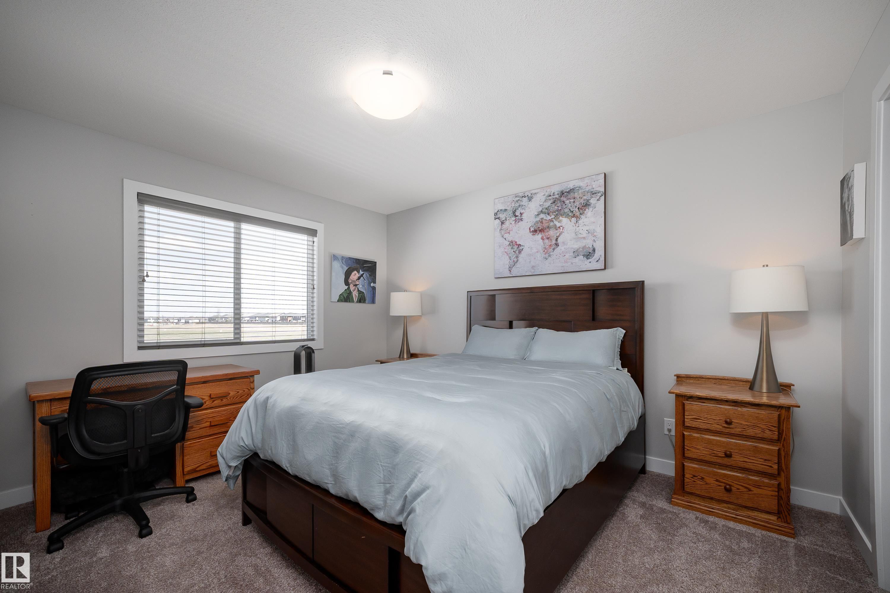 https://zimg.paragon.ice.com/ParagonImages/Property/PM/RAE/225398665/20/0/0/c6316fa1a1805dcad392f73c6758d761/1/280c2d1aac06306df77761d989639e5c/225398665-49b498ba-5a47-4c2c-9a41-b76d7f0a7036.JPG