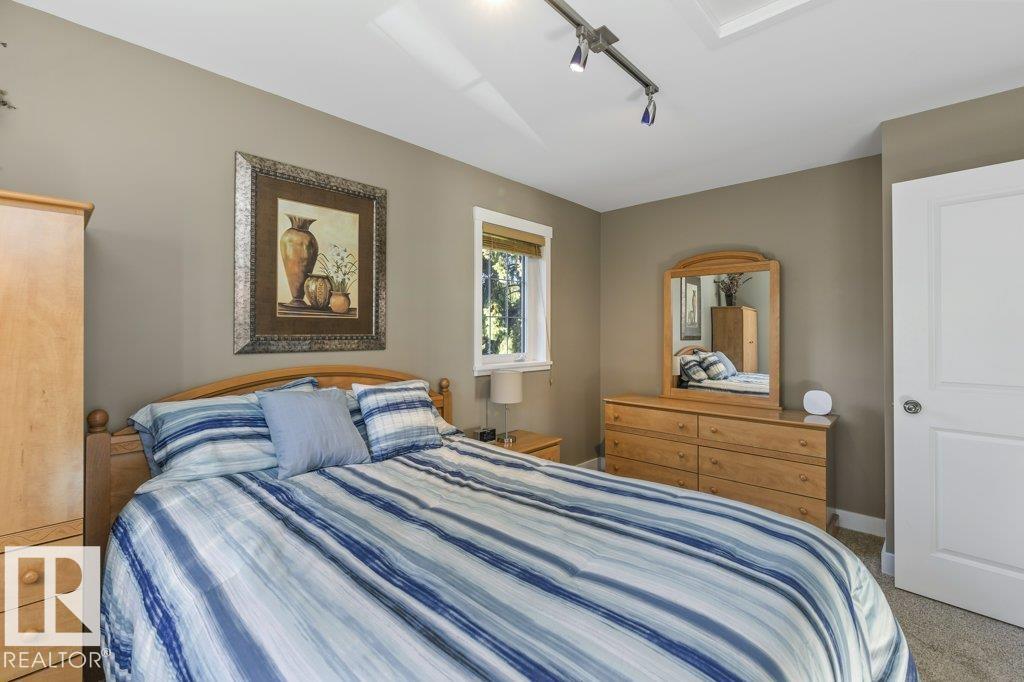 https://zimg.paragon.ice.com/ParagonImages/Property/PM/RAE/225398667/19/0/0/5d8b488d4f885614640b37644f856a00/1/b1833b026de2575b87b89408b5d64585/225398667-cf87bb85-f74b-434b-85da-6cd0aa24bd20.JPG