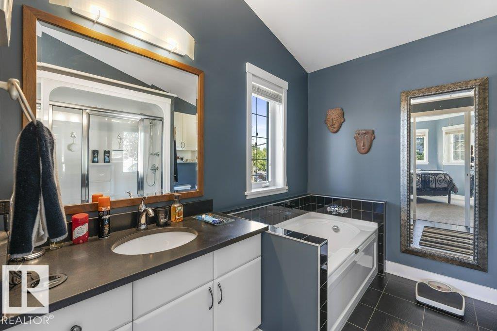 https://zimg.paragon.ice.com/ParagonImages/Property/PM/RAE/225398667/24/0/0/c5e43ef323bdcb1f59e0095ac60e7fd5/1/b1833b026de2575b87b89408b5d64585/225398667-7827a15d-ff95-4c13-8895-9979b67a08cd.JPG