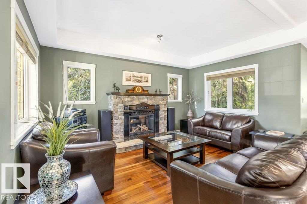 https://zimg.paragon.ice.com/ParagonImages/Property/PM/RAE/225398667/3/0/0/c22c0da6650b2ffcbcee78dbeb1c8adc/1/b1833b026de2575b87b89408b5d64585/225398667-940f8136-8bb1-400b-ba24-30bac400fb9e.JPG