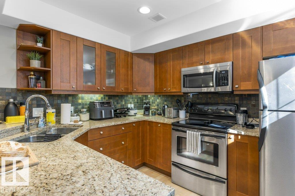 https://zimg.paragon.ice.com/ParagonImages/Property/PM/RAE/225398667/34/0/0/f8dcb3eea3b799ab1dd59817e54a3c91/1/b1833b026de2575b87b89408b5d64585/225398667-aa03dab5-880d-4010-93ee-e2b7ff86b9ff.JPG