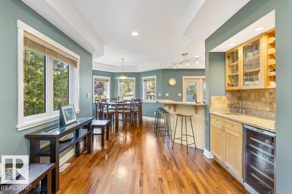 https://zimg.paragon.ice.com/ParagonImages/Property/PM/RAE/225398667/8/0/0/1150fa60294502868d80e7880aa27d80/1/b1833b026de2575b87b89408b5d64585/225398667-34b13a7a-812c-4039-b133-33dcdbd19404.JPG