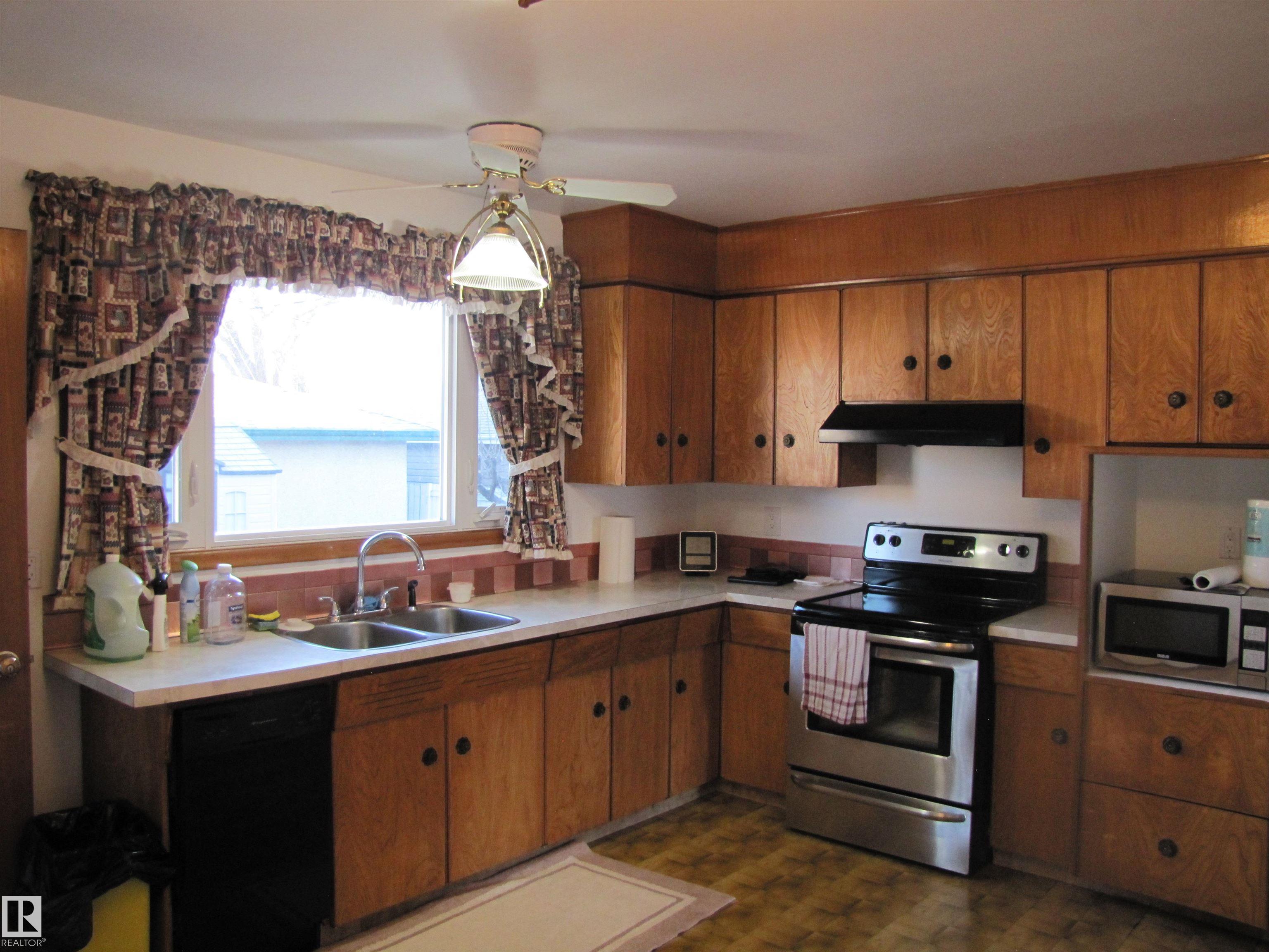 Picture for 6832 83 AV NW