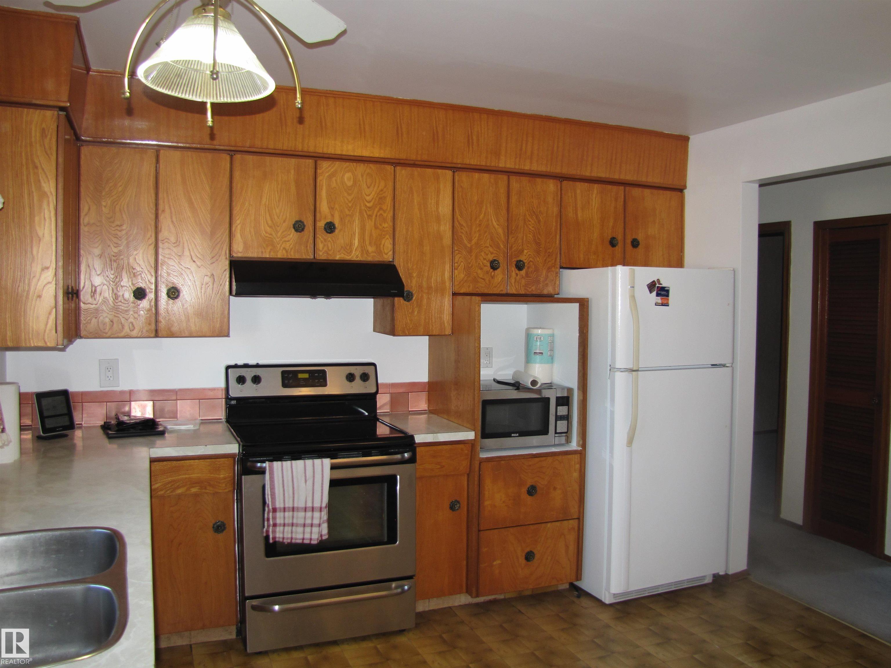 Picture for 6832 83 AV NW