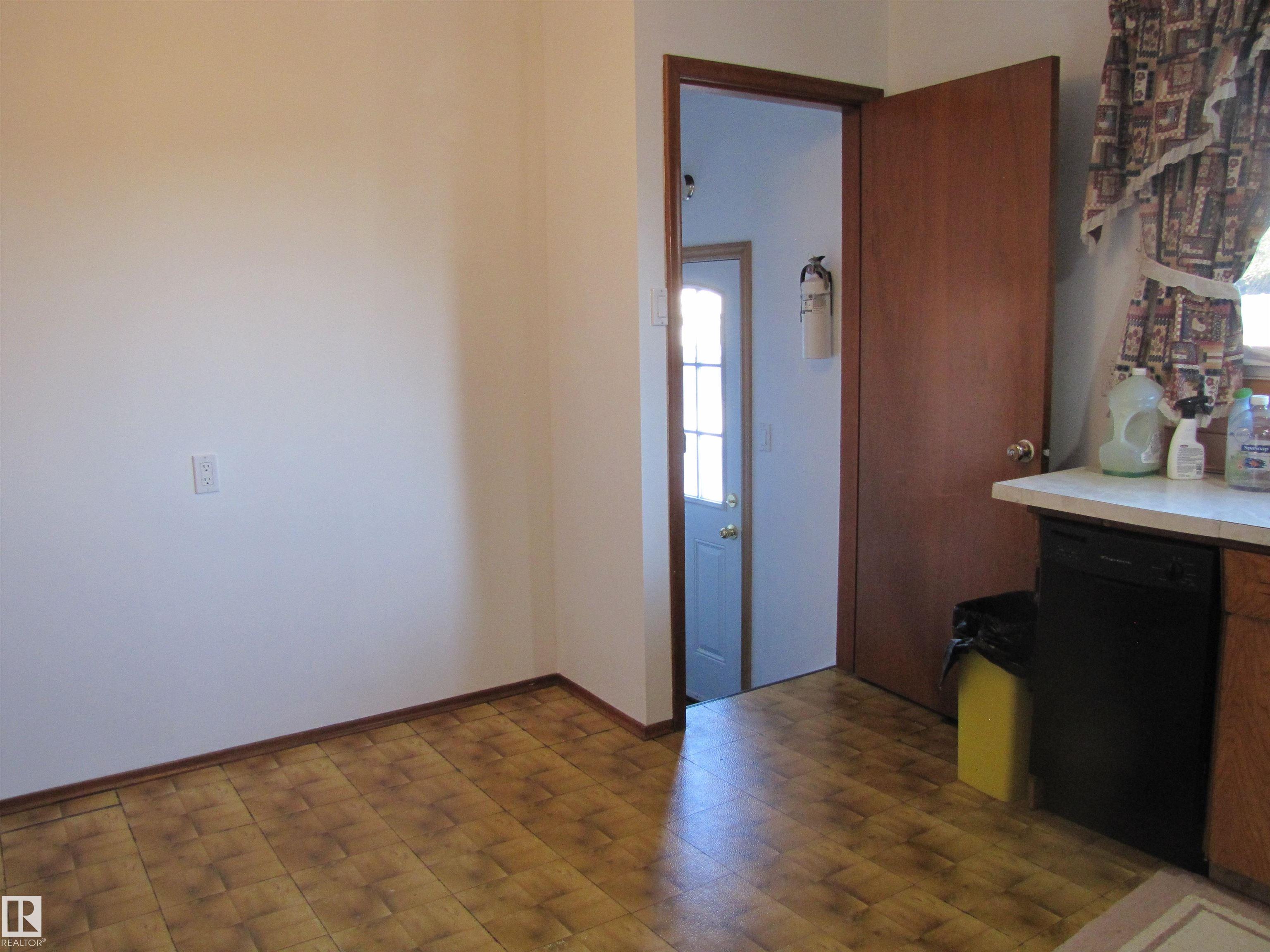 Picture for 6832 83 AV NW