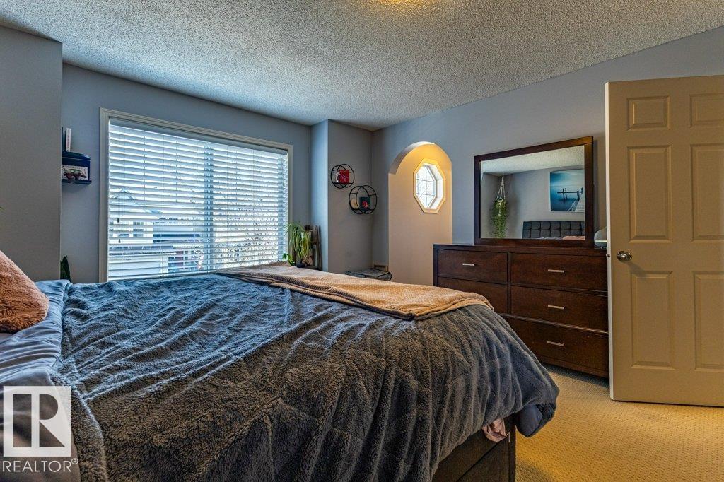 https://zimg.paragon.ice.com/ParagonImages/Property/PM/RAE/225398691/35/0/0/8114b627c76af3ed5ddfa15bfabbb405/1/226b64582a7c63ce13fb47385eafaaf6/225398691-4e7ec19e-7b5c-4c41-954c-7f9a8dfafdc7.JPG